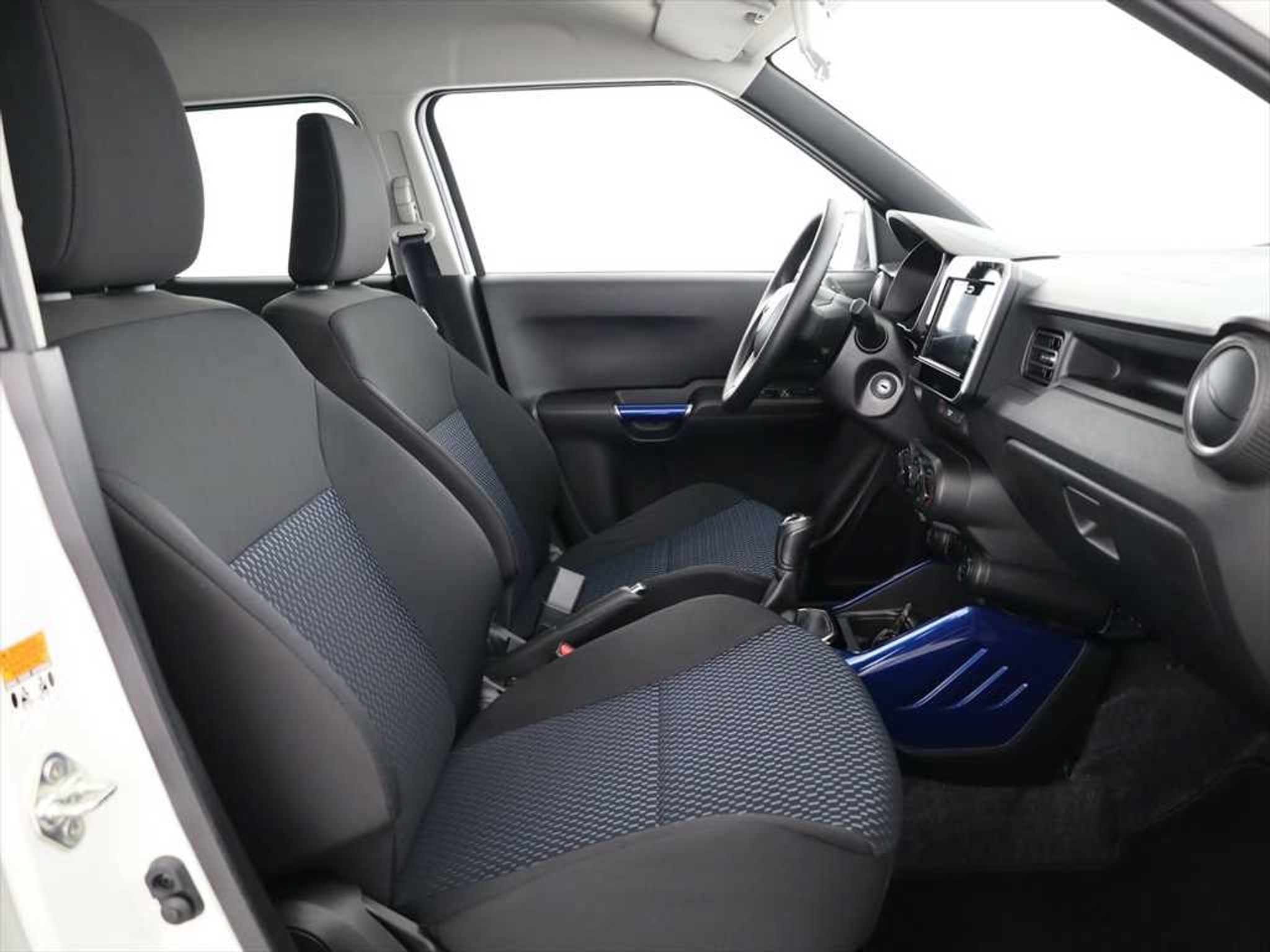 listing desktop thumbnail image 9