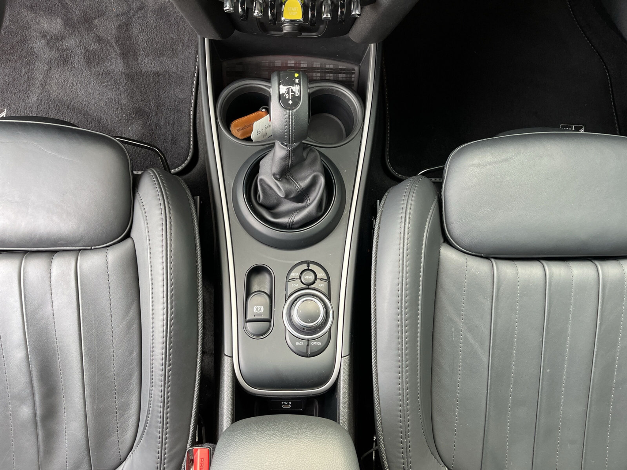 listing desktop thumbnail image 12