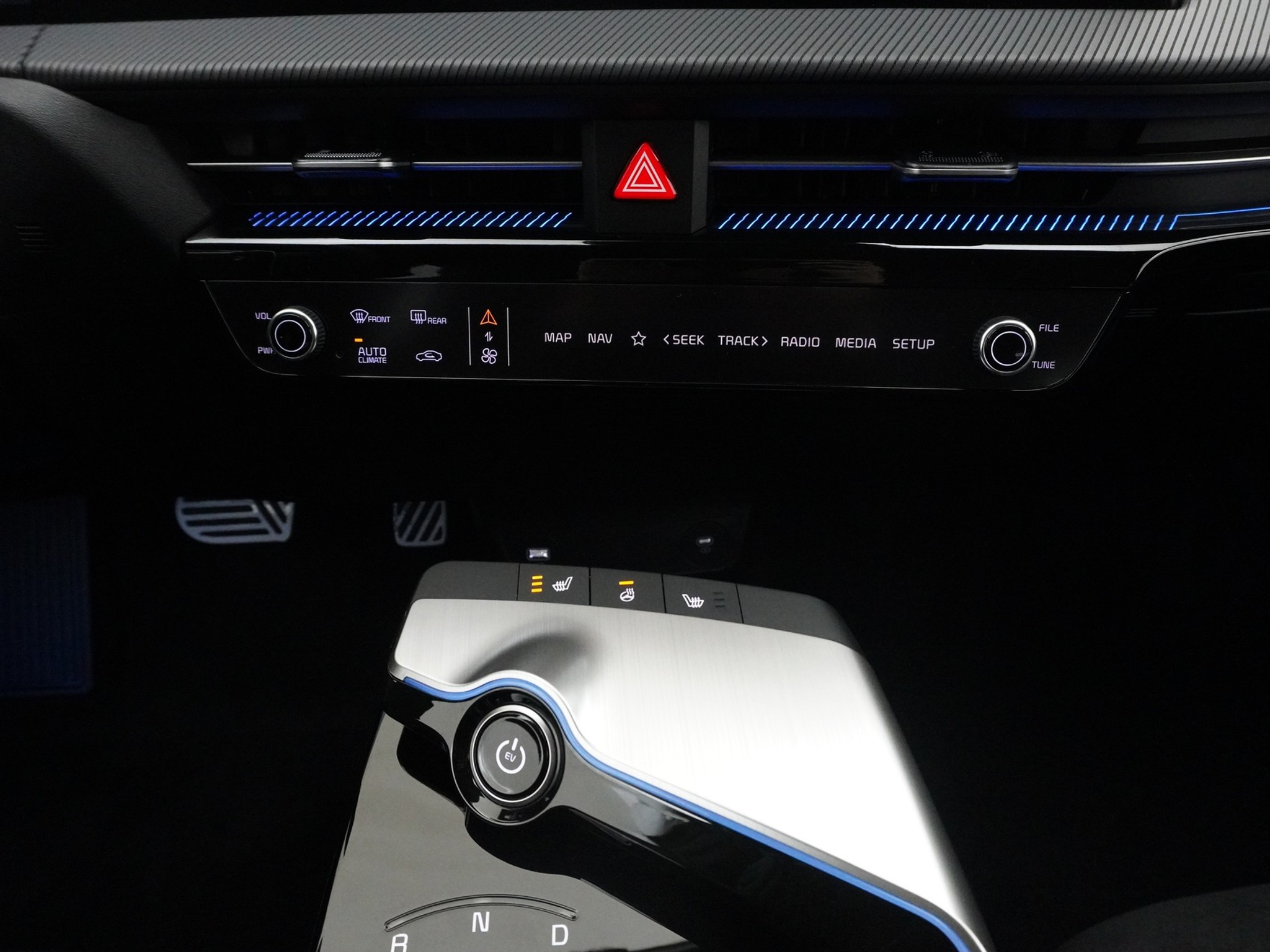 listing desktop thumbnail image 21