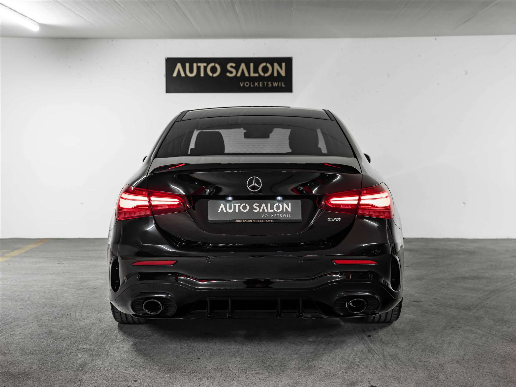 listing desktop thumbnail image 4