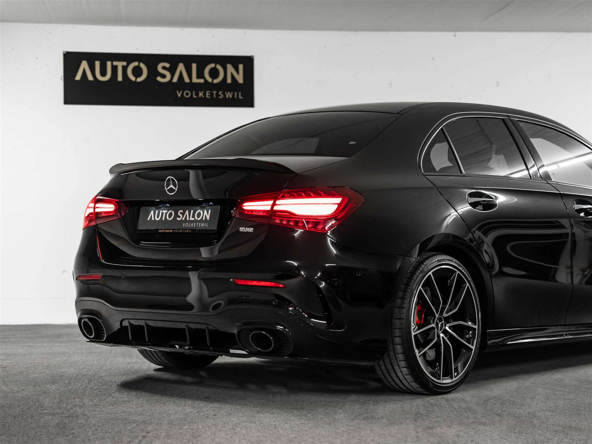 listing desktop thumbnail image 20