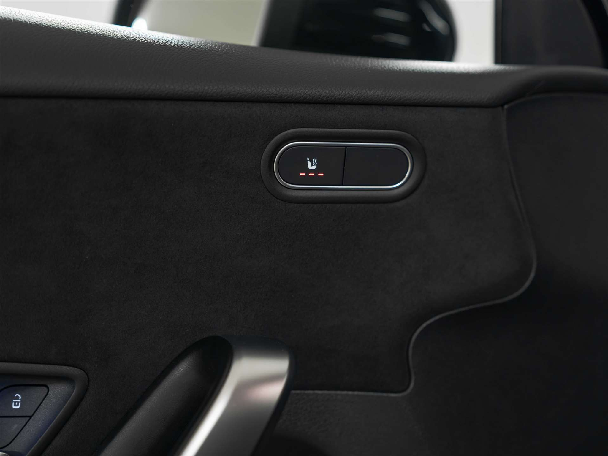 listing desktop thumbnail image 25