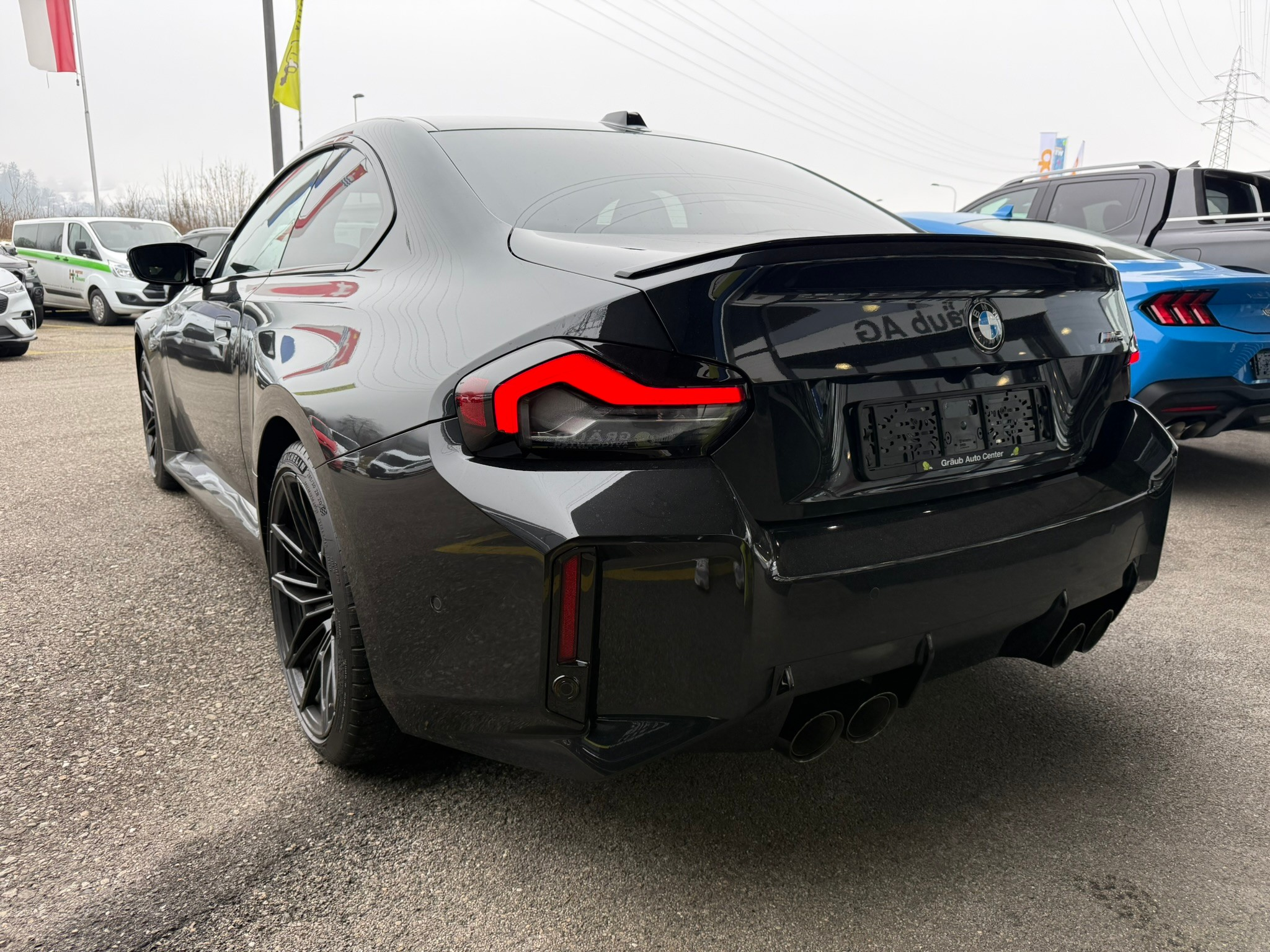 listing desktop thumbnail image 4