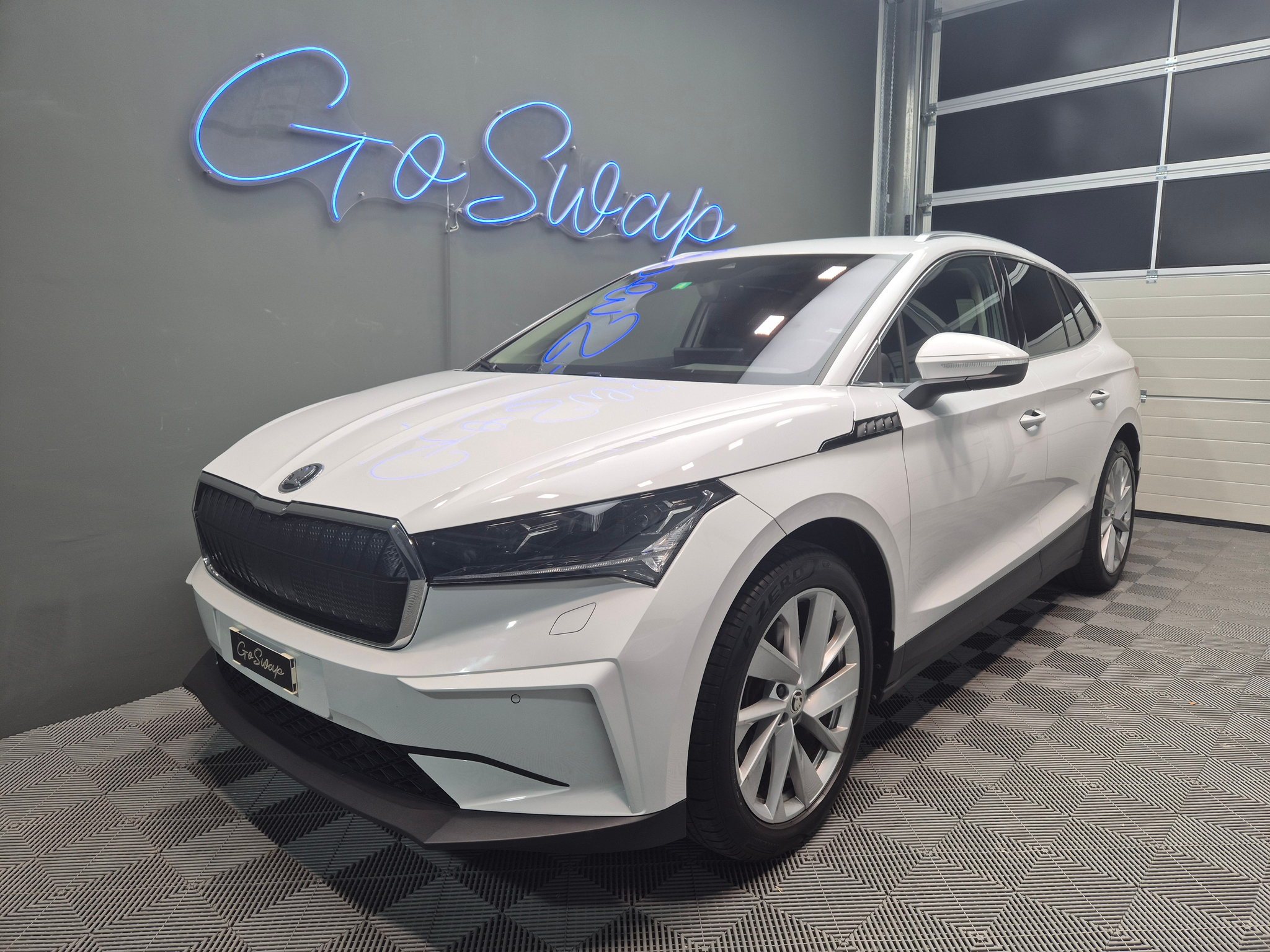 listing desktop thumbnail image 7