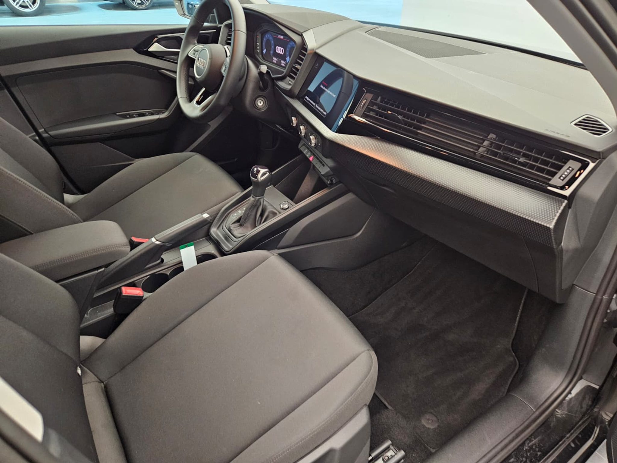 listing desktop thumbnail image 11