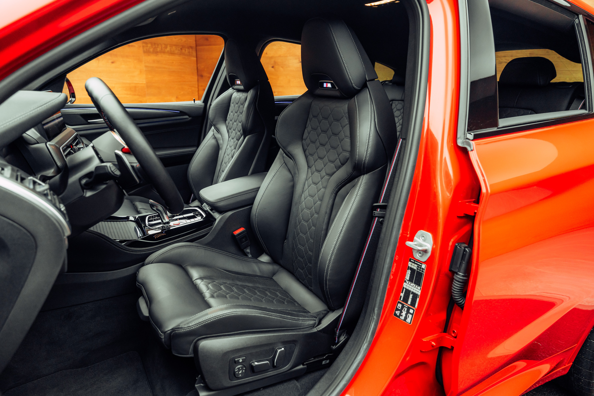 listing desktop thumbnail image 5