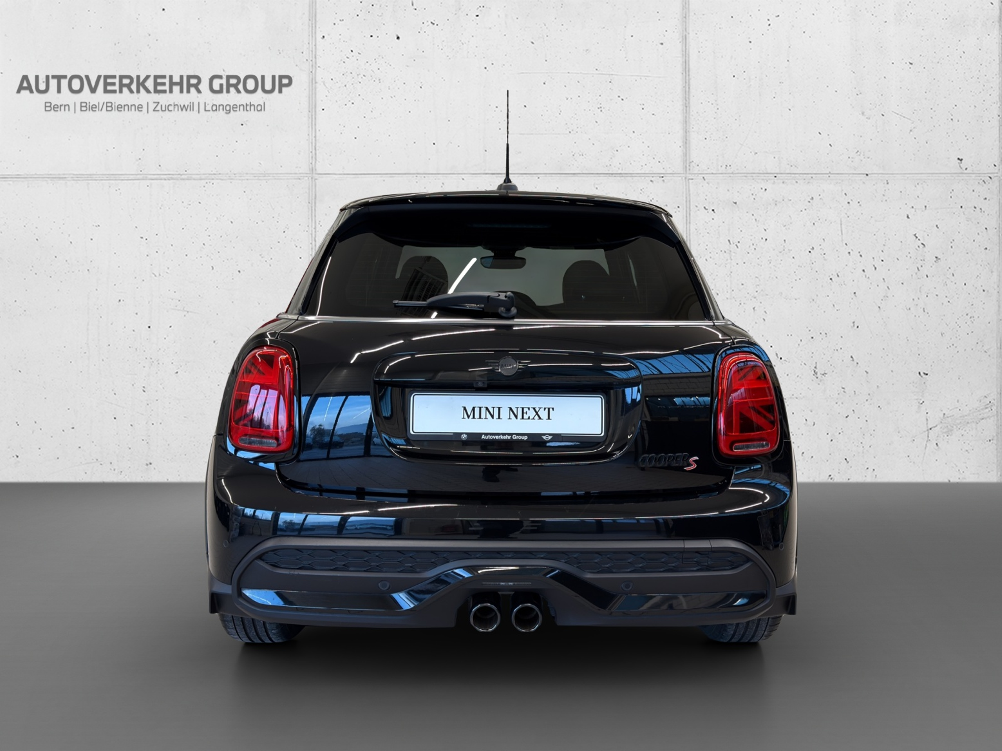 listing desktop thumbnail image 4