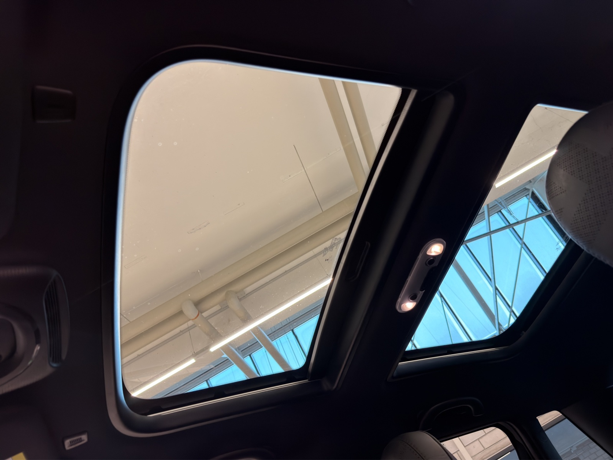 listing desktop thumbnail image 18