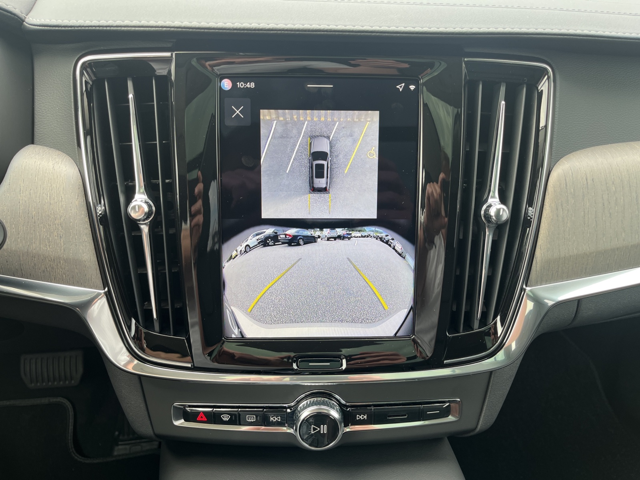 listing desktop thumbnail image 12