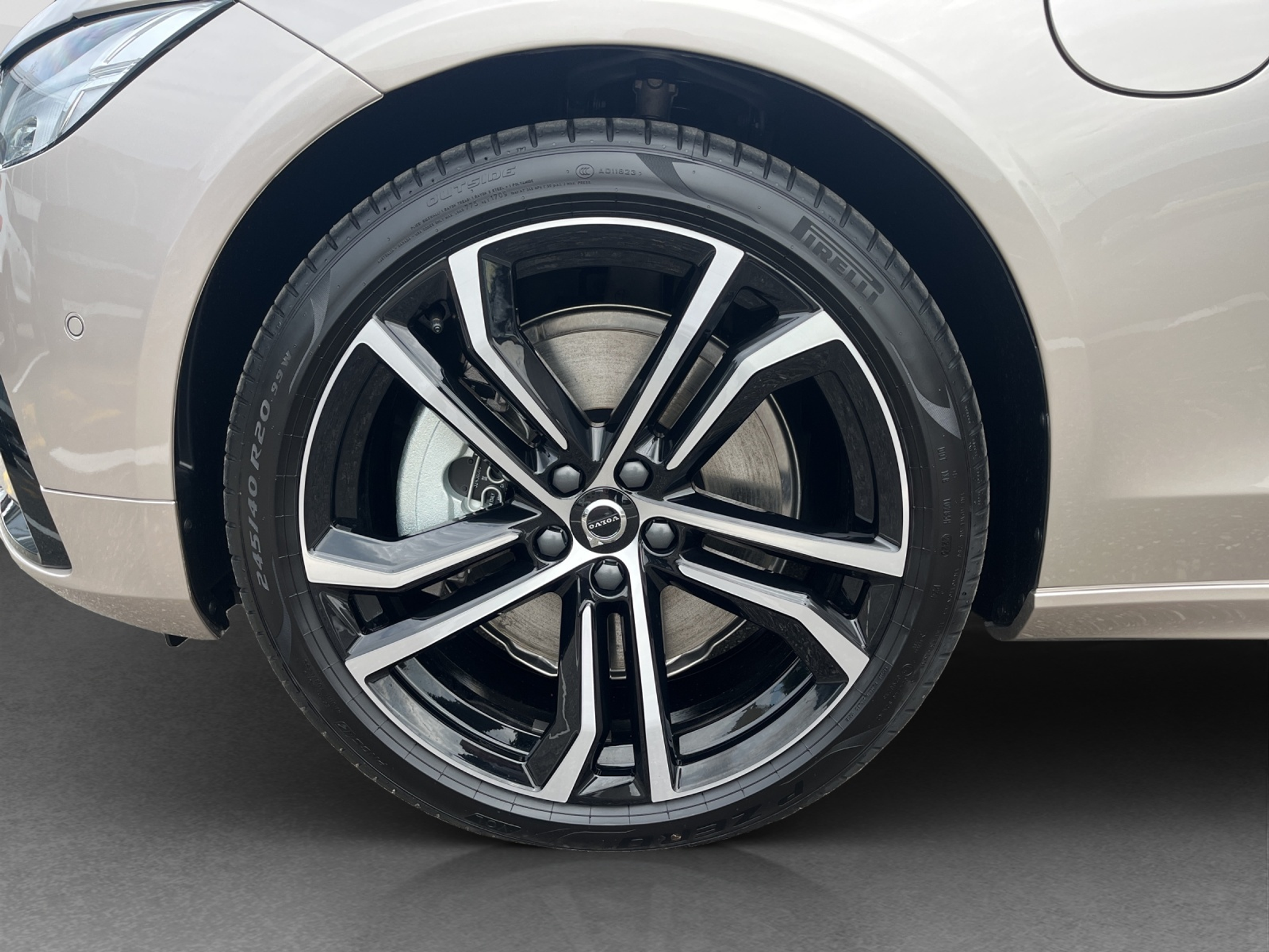 listing desktop thumbnail image 15