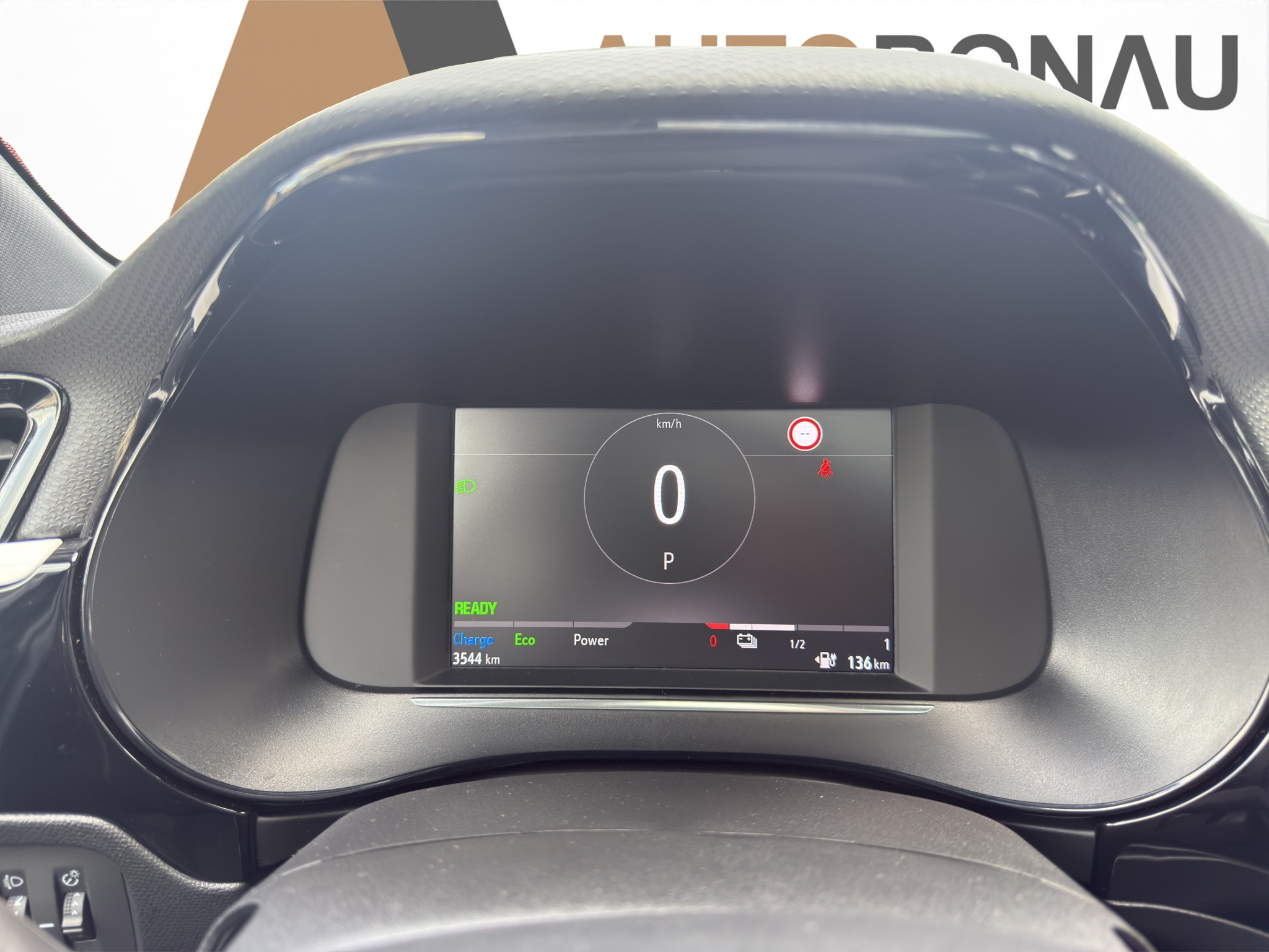 listing desktop thumbnail image 14