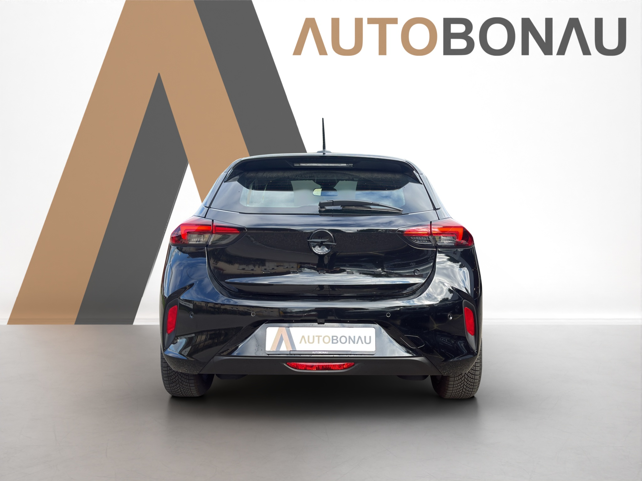 listing desktop thumbnail image 3