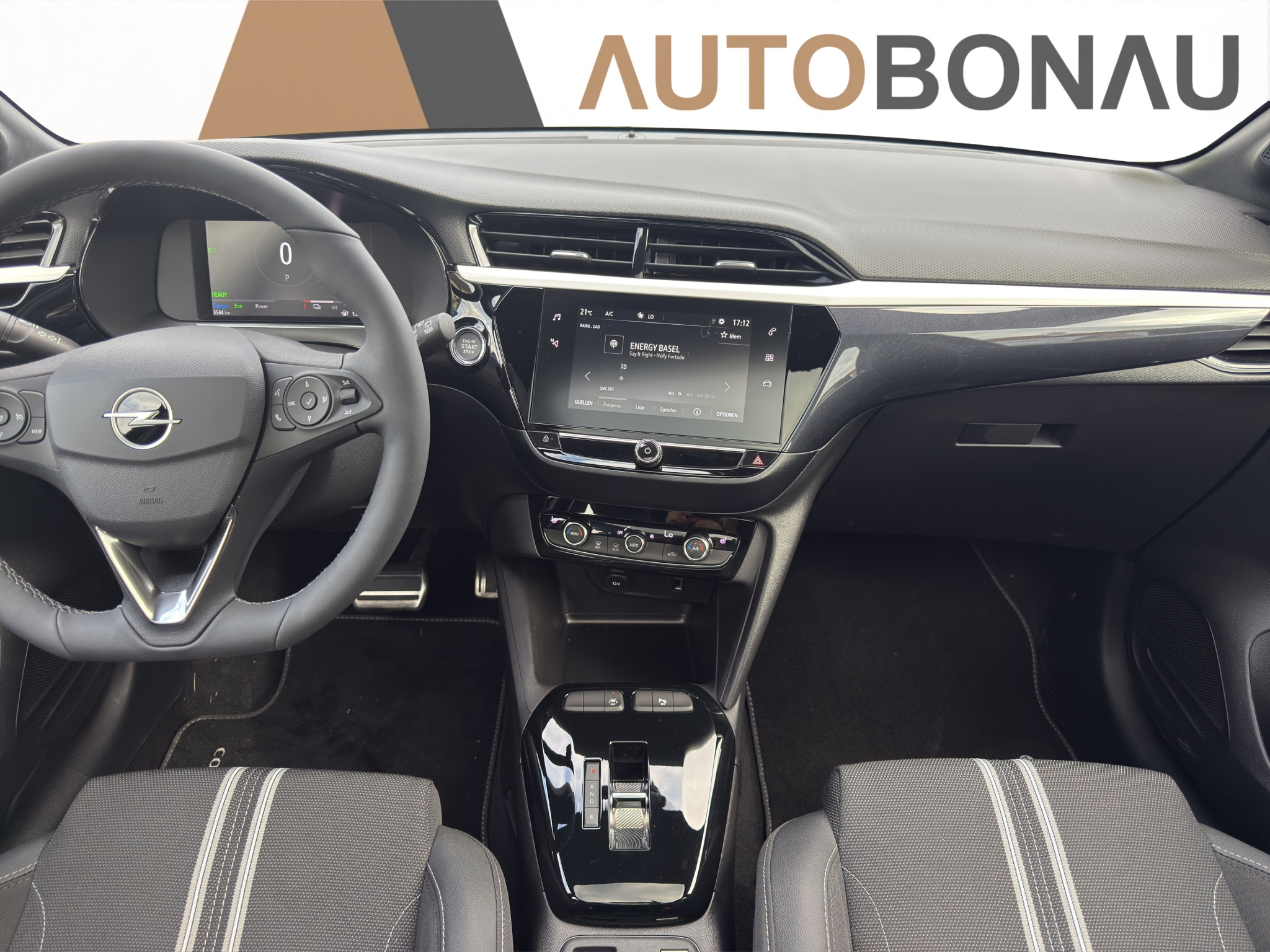 listing desktop thumbnail image 15