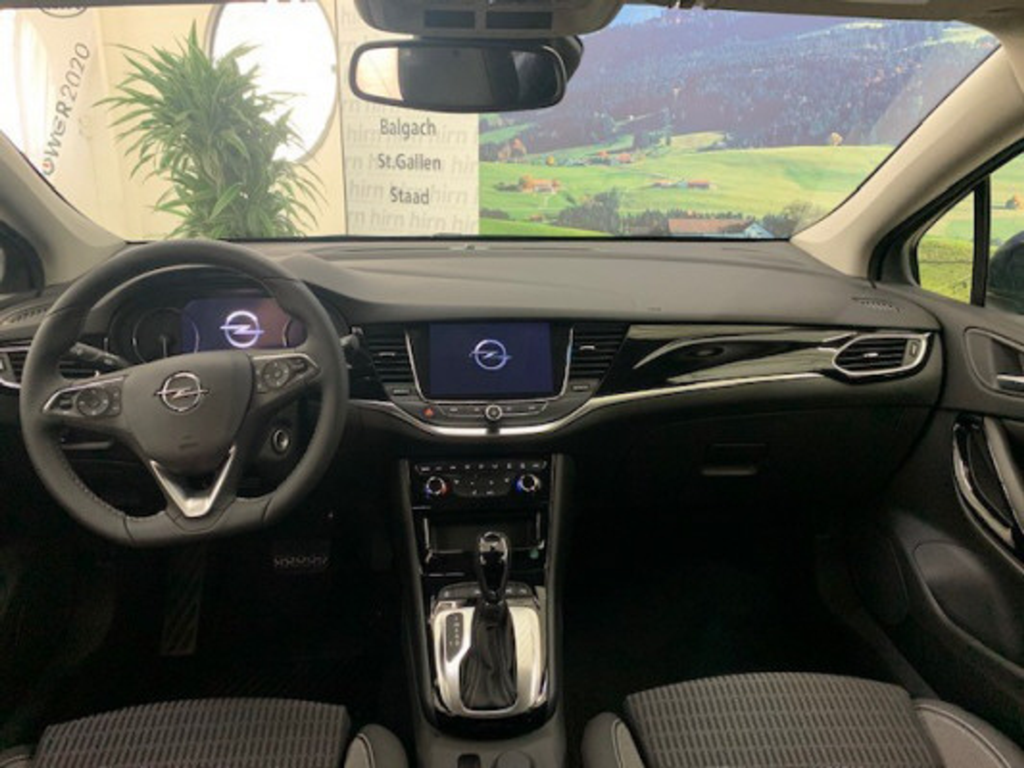 listing desktop thumbnail image 2