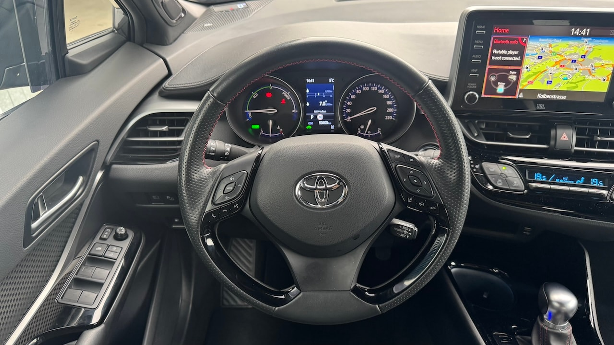 listing desktop thumbnail image 16