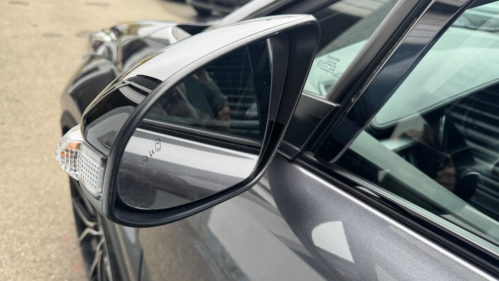 listing desktop thumbnail image 13