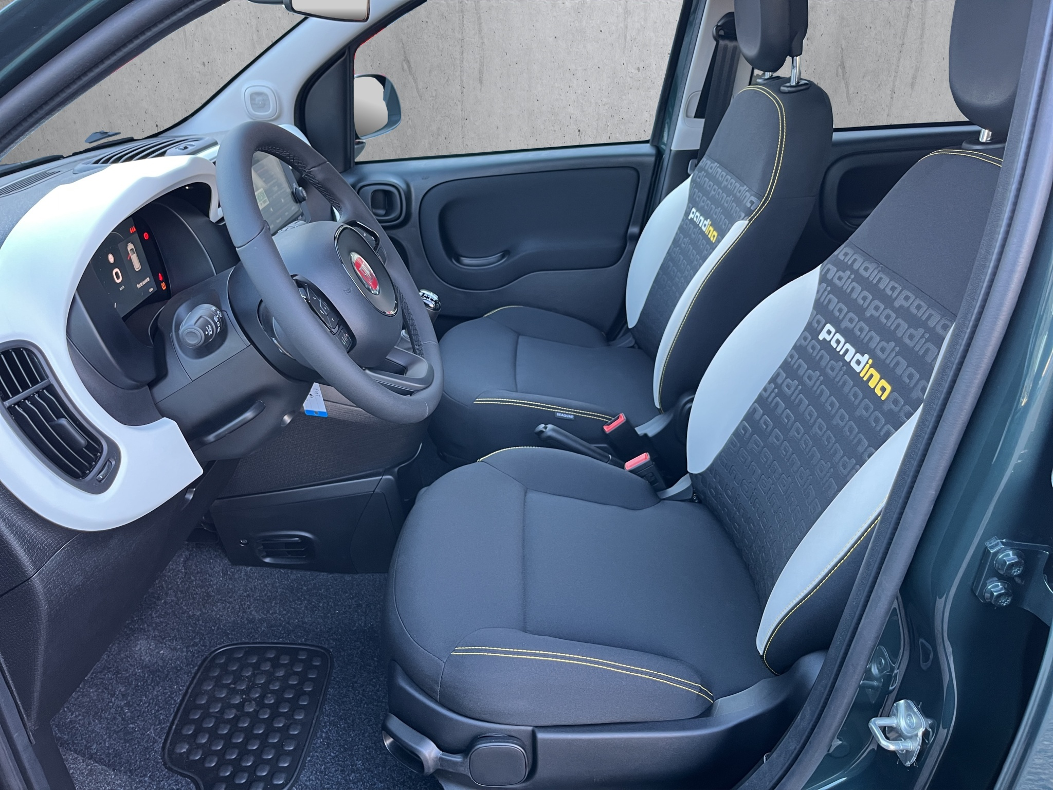 listing desktop thumbnail image 7