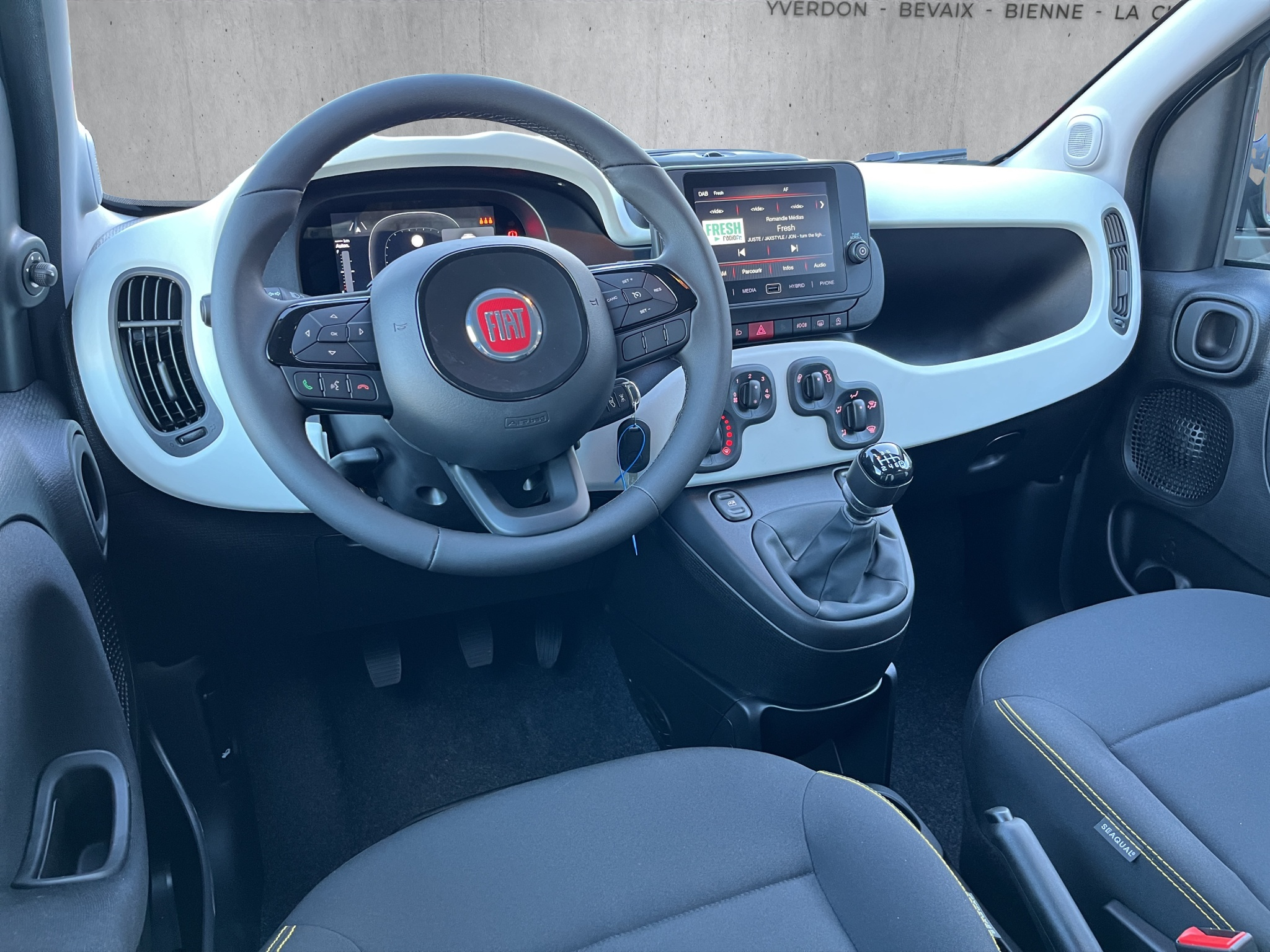 listing desktop thumbnail image 9