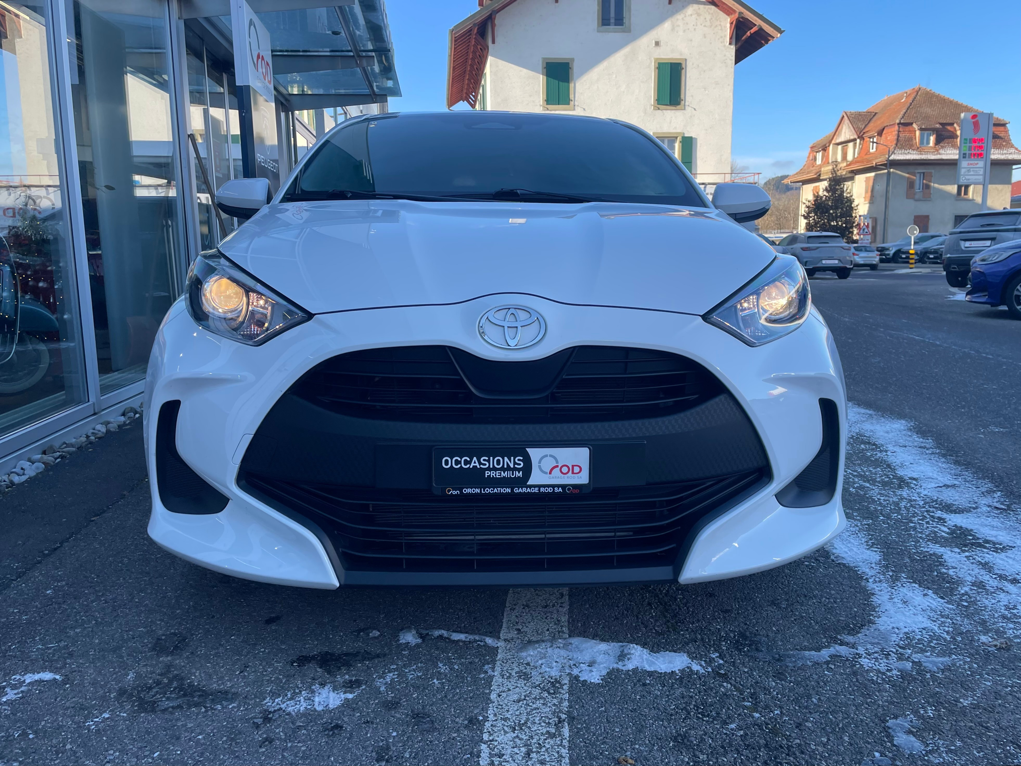 listing desktop thumbnail image 1