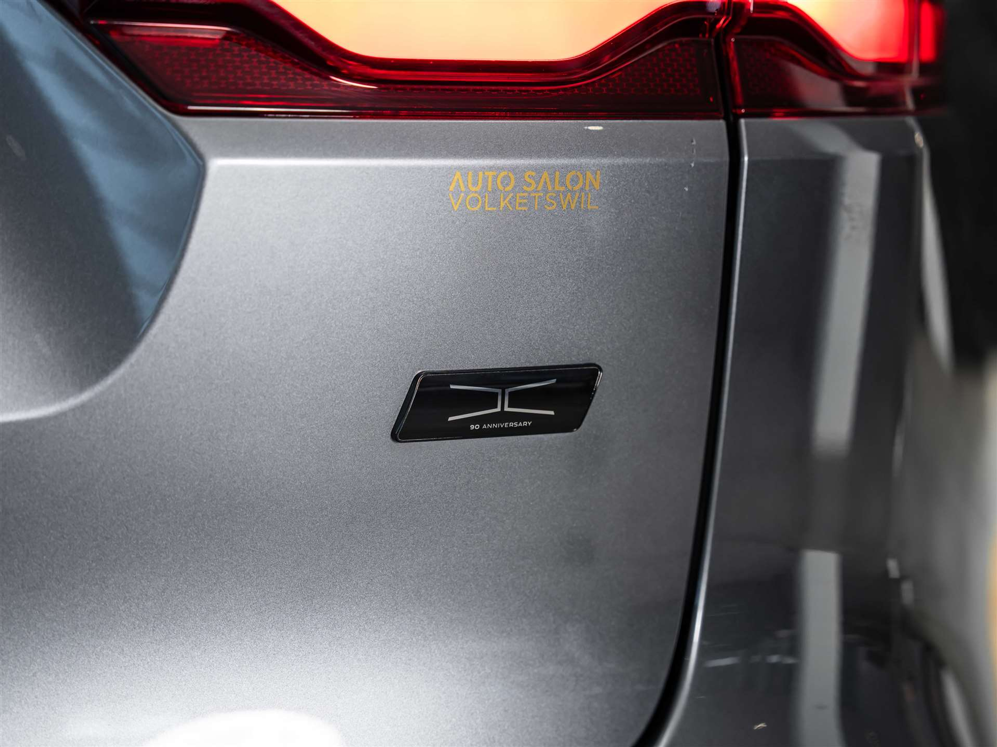 listing desktop thumbnail image 21