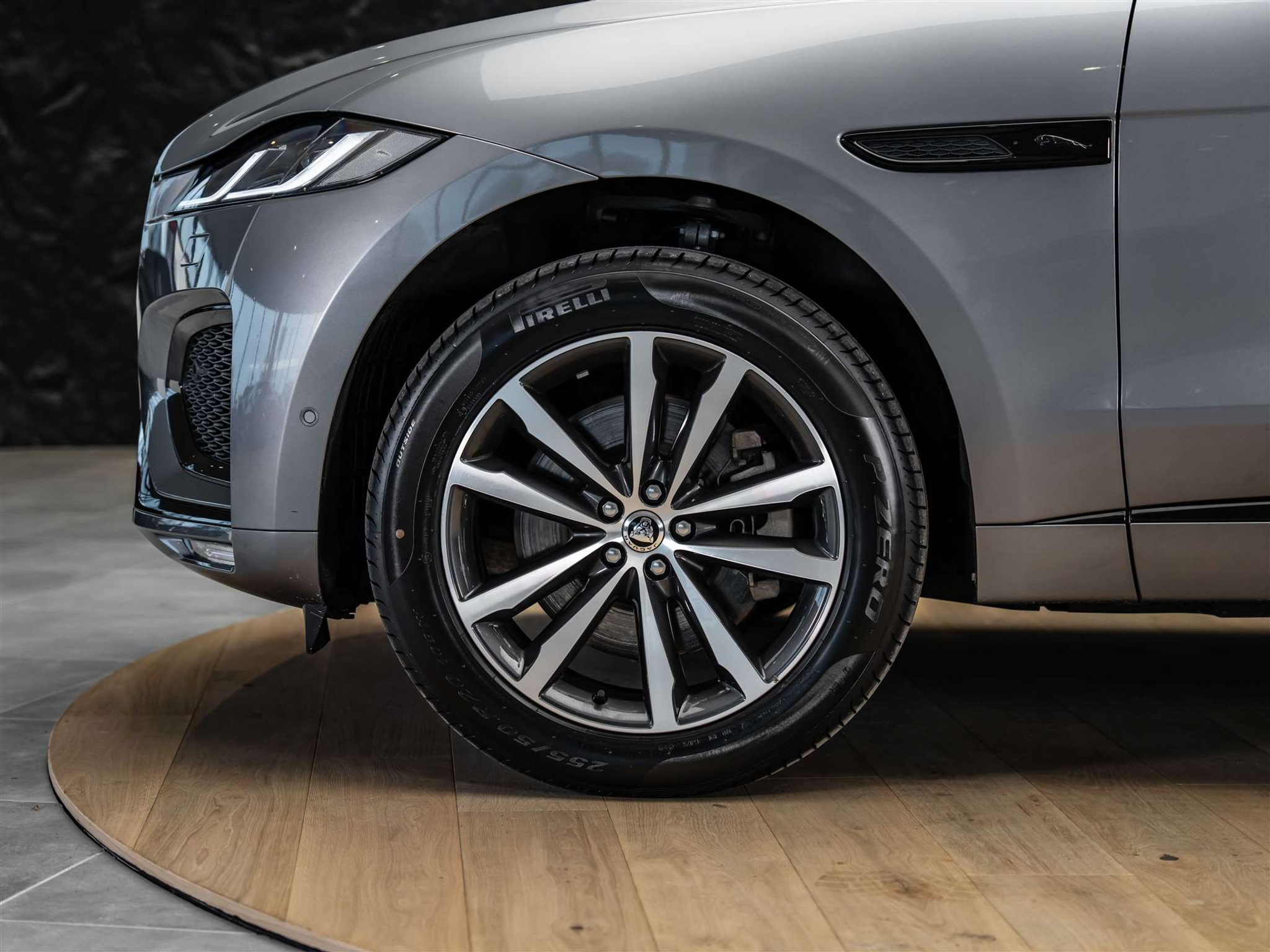 listing desktop thumbnail image 19