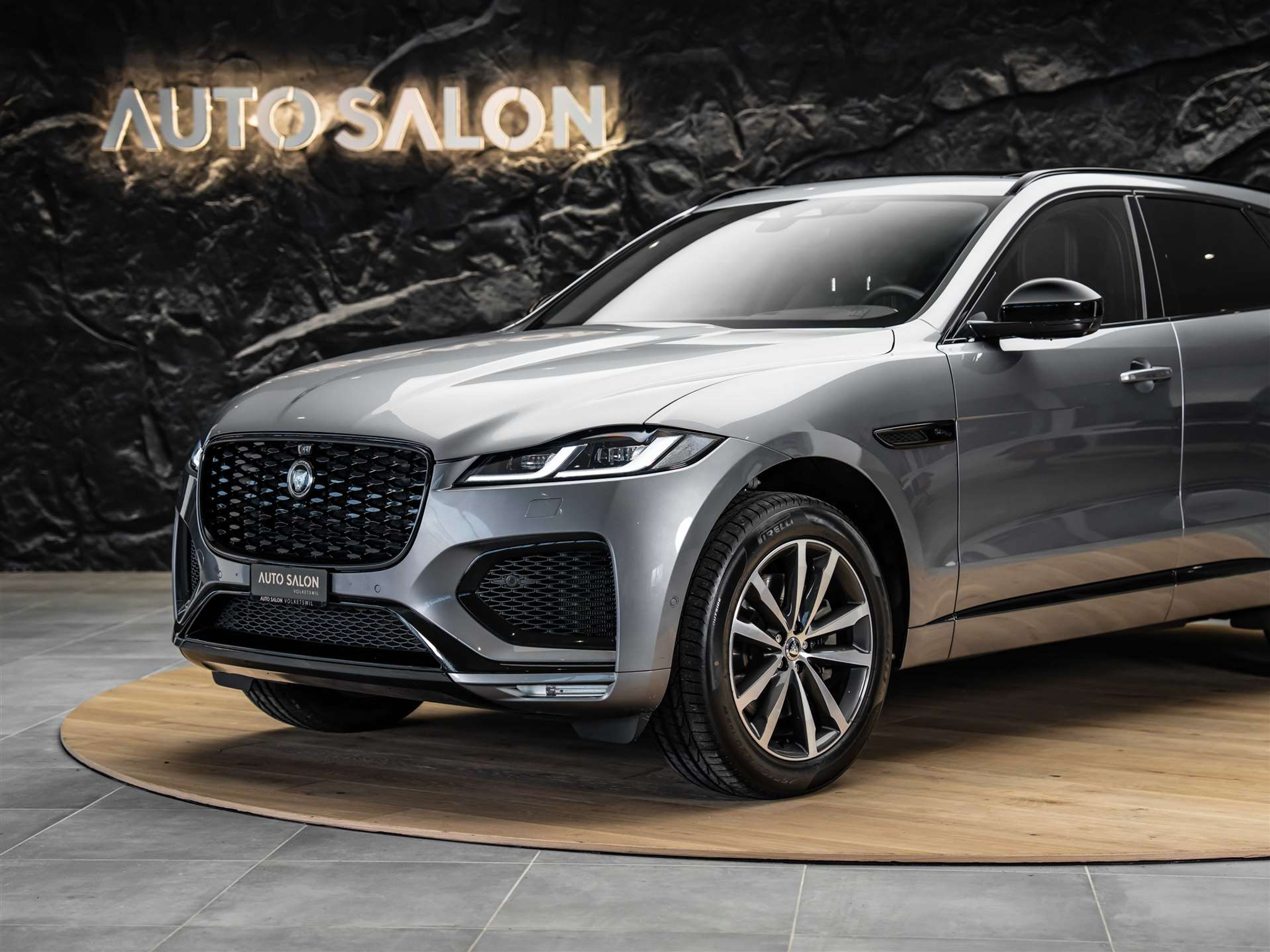 listing desktop thumbnail image 17