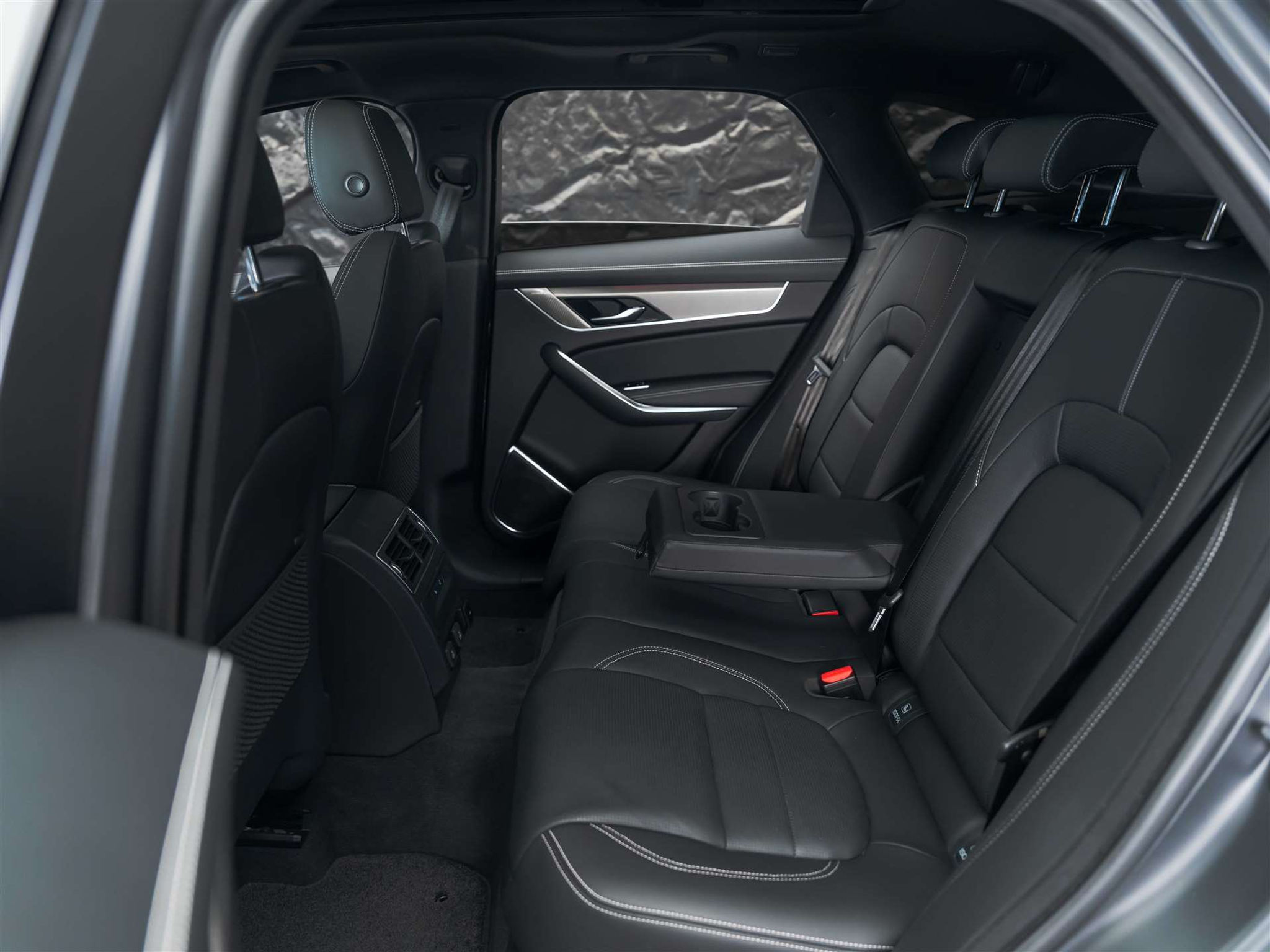 listing desktop thumbnail image 14