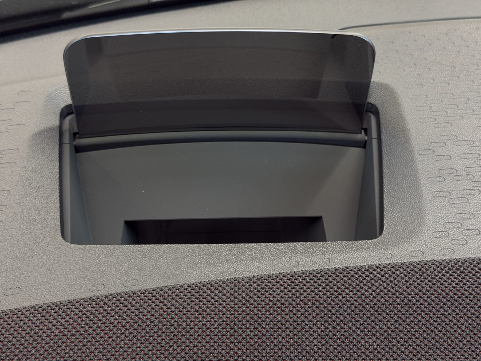 listing desktop thumbnail image 16