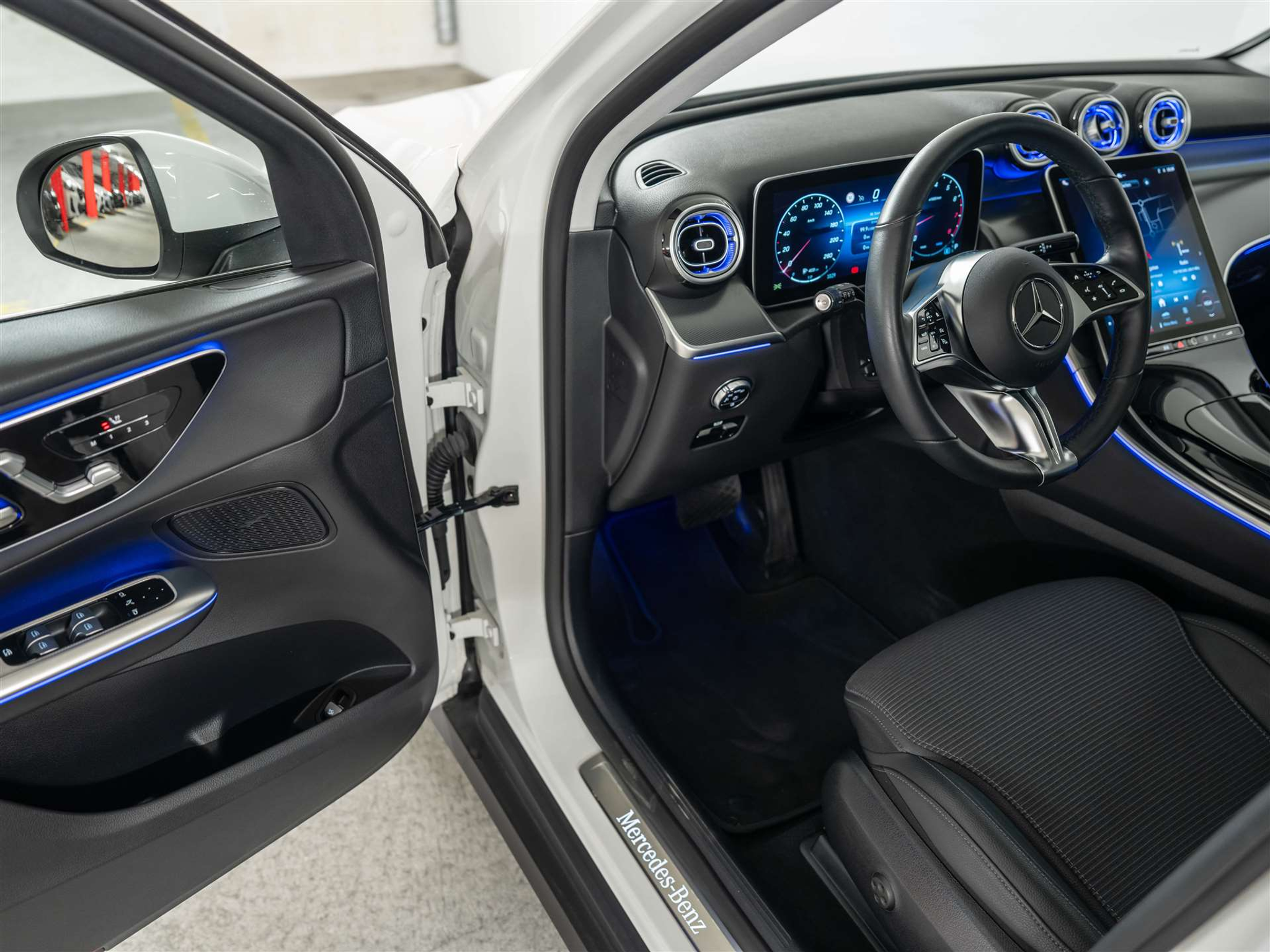 listing desktop thumbnail image 7