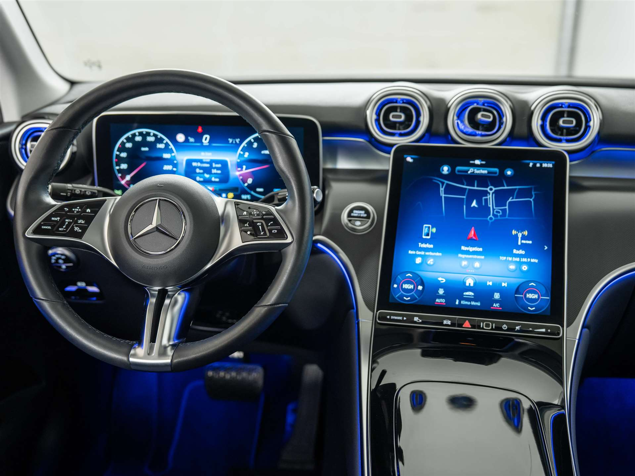 listing desktop thumbnail image 28