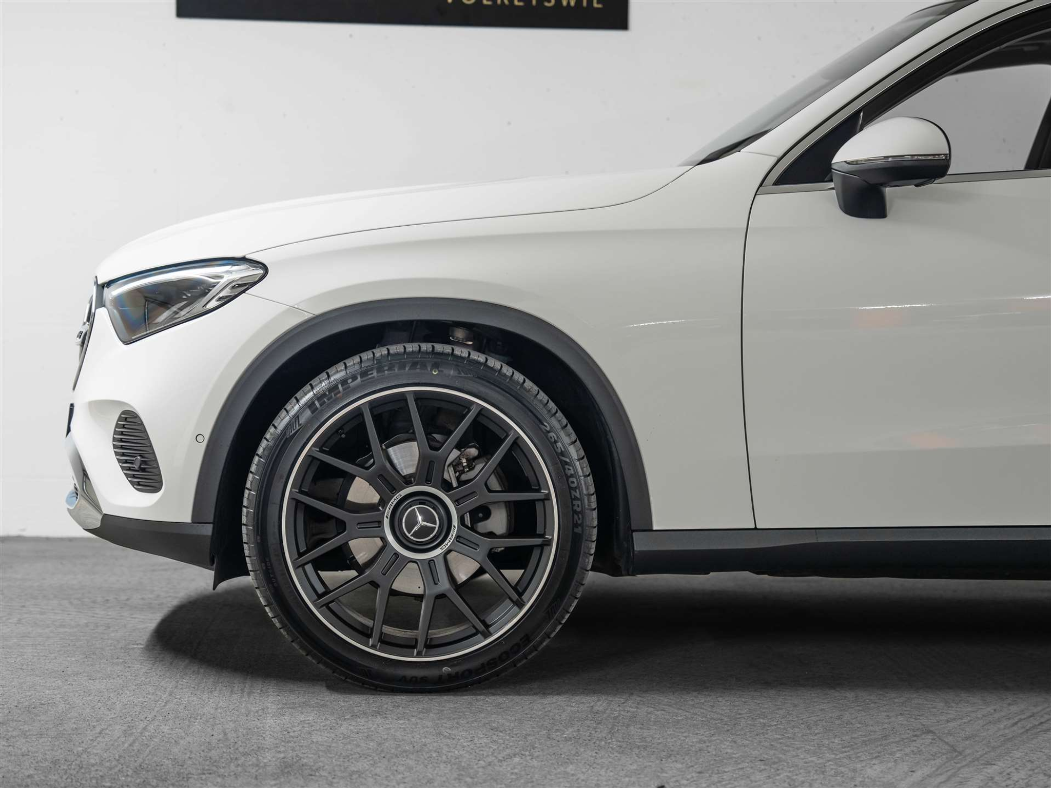 listing desktop thumbnail image 17