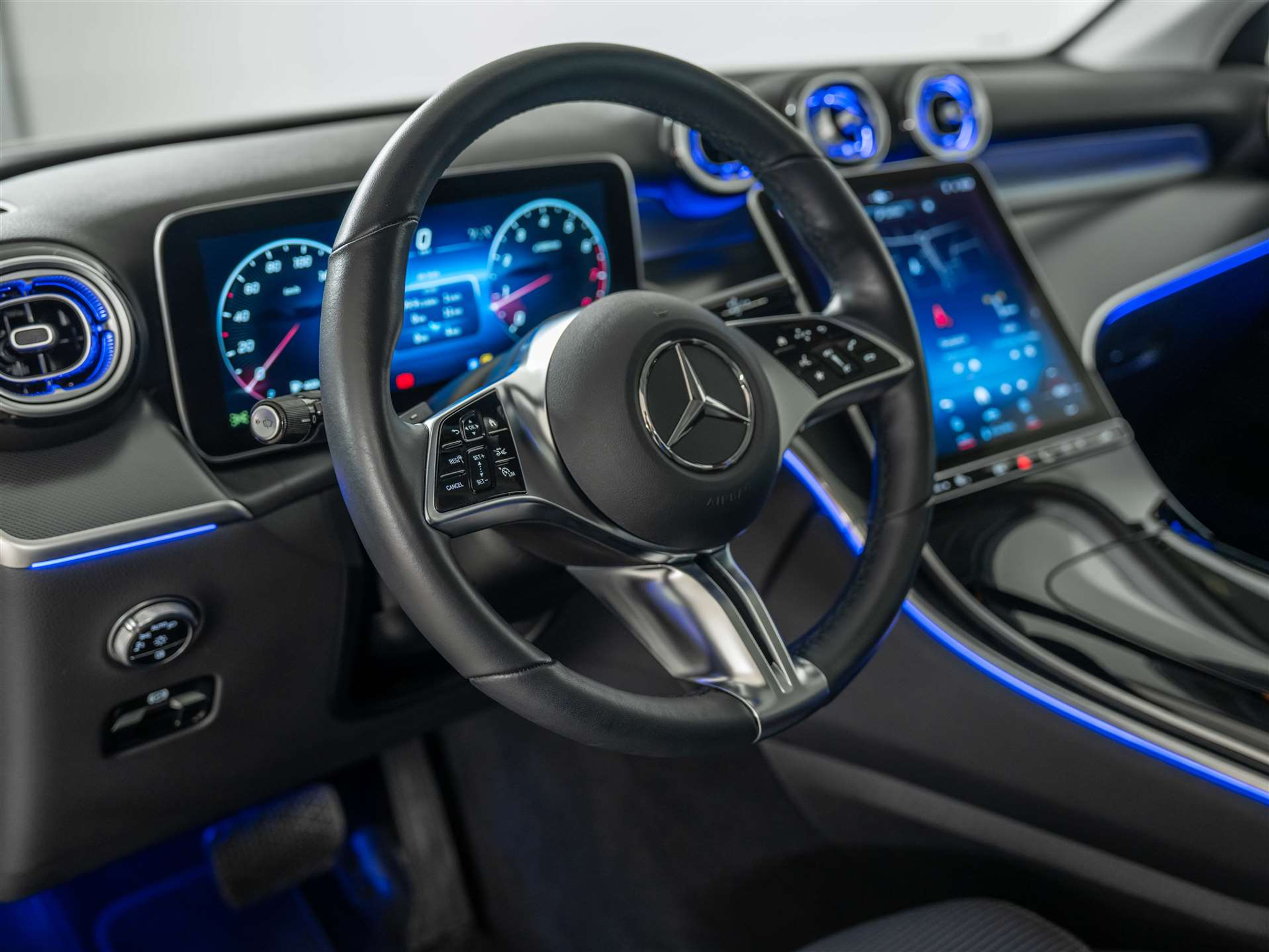 listing desktop thumbnail image 8