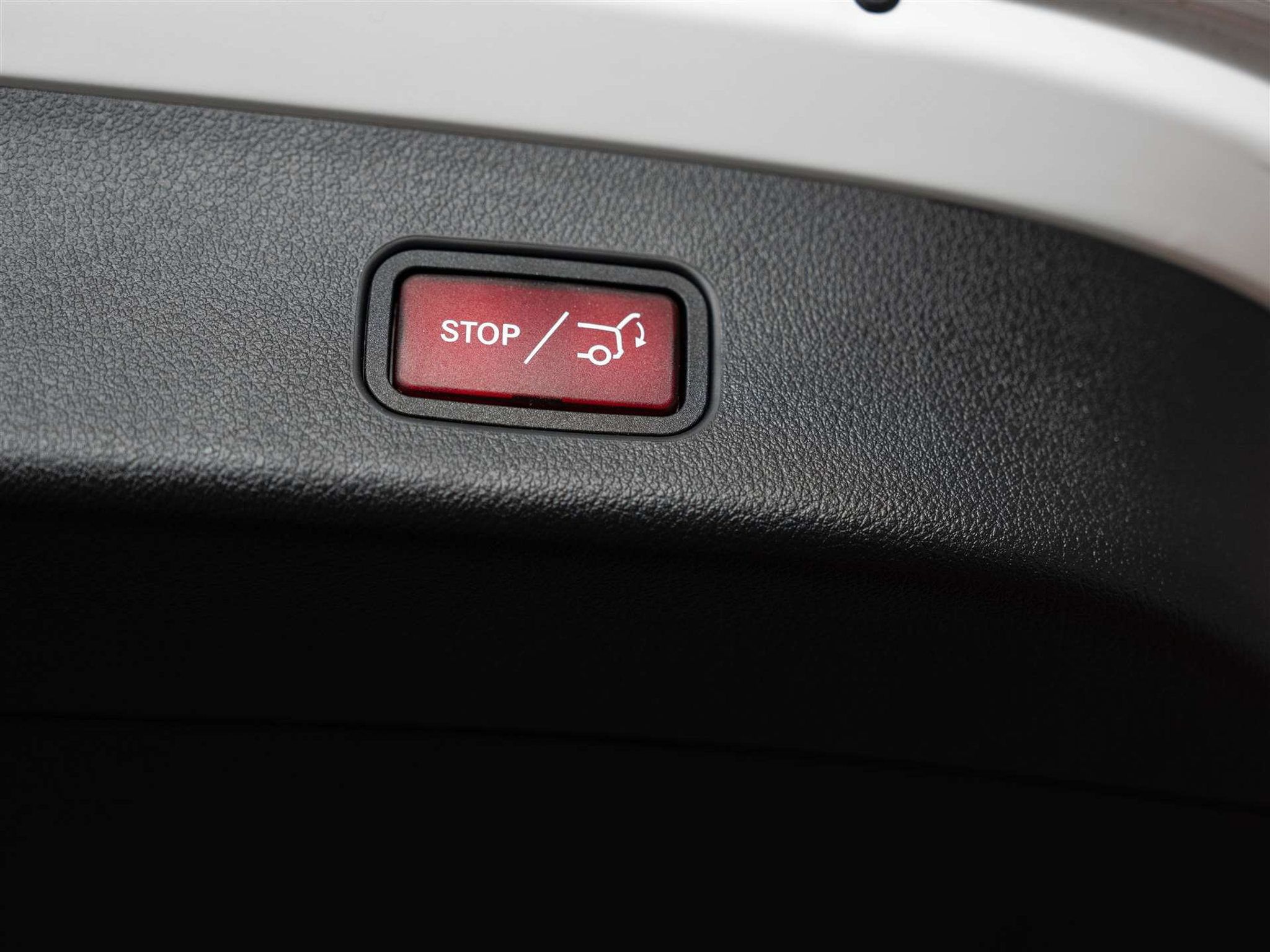 listing desktop thumbnail image 44