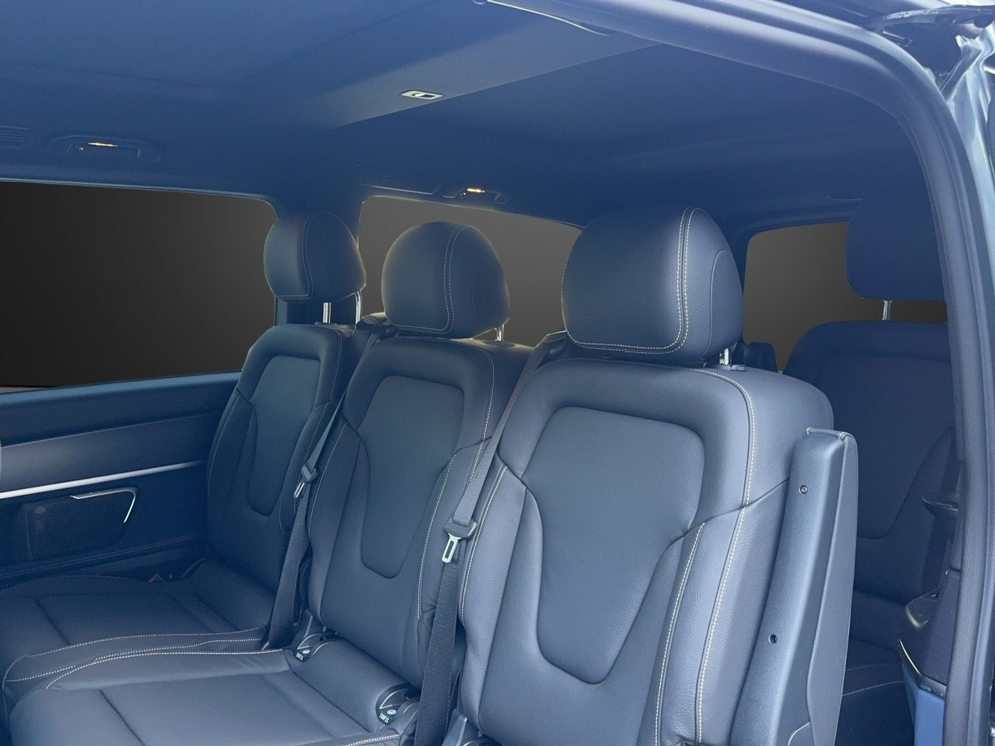 listing desktop thumbnail image 9