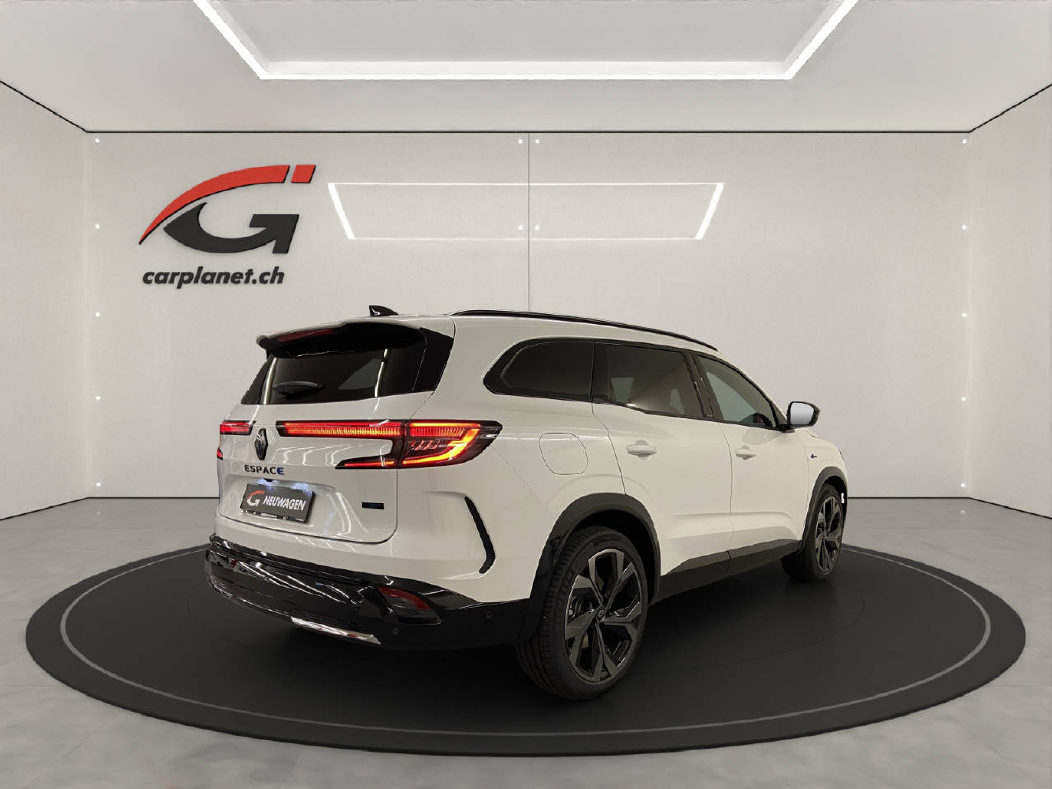 listing desktop thumbnail image 3