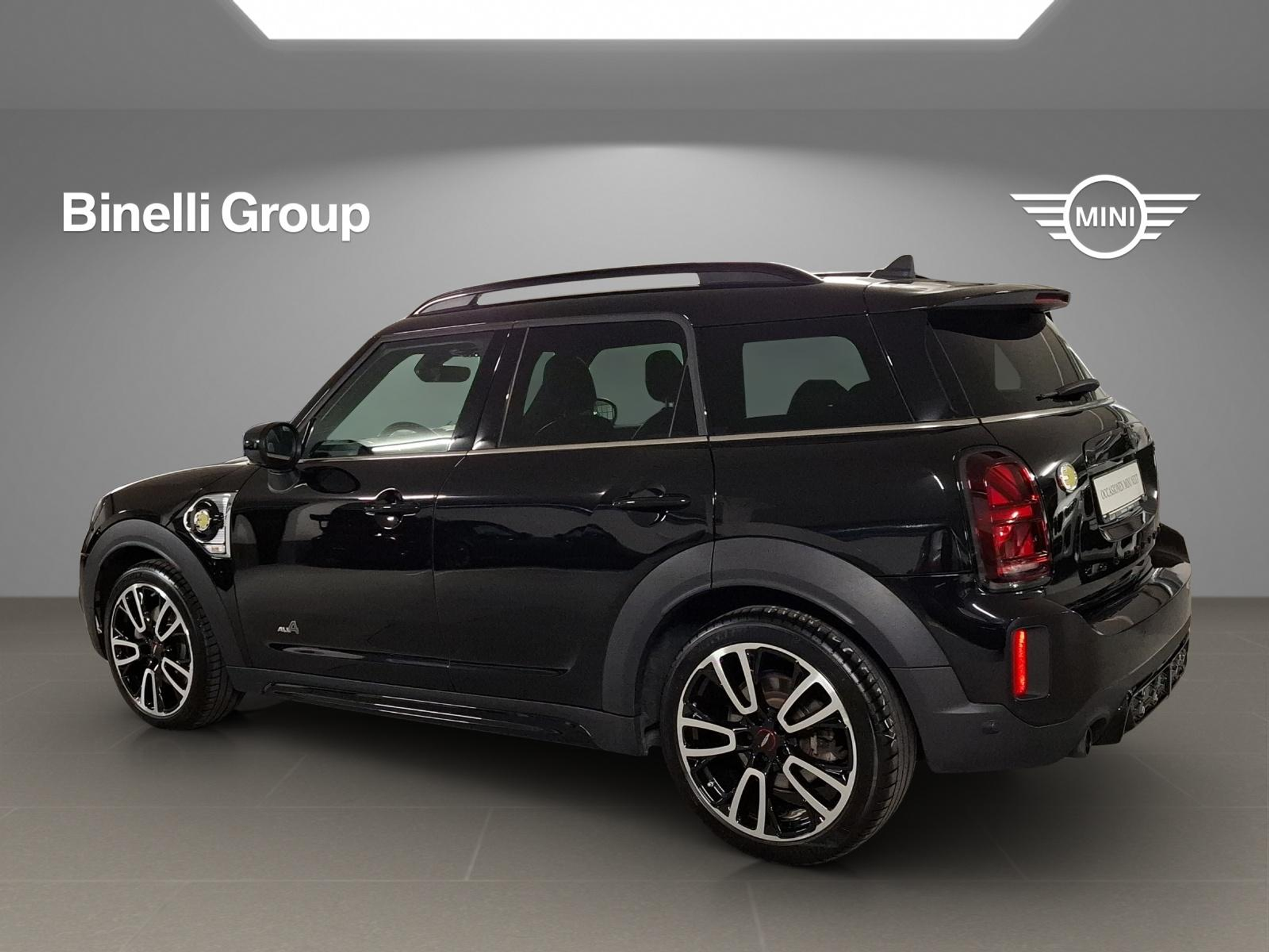 listing desktop thumbnail image 12