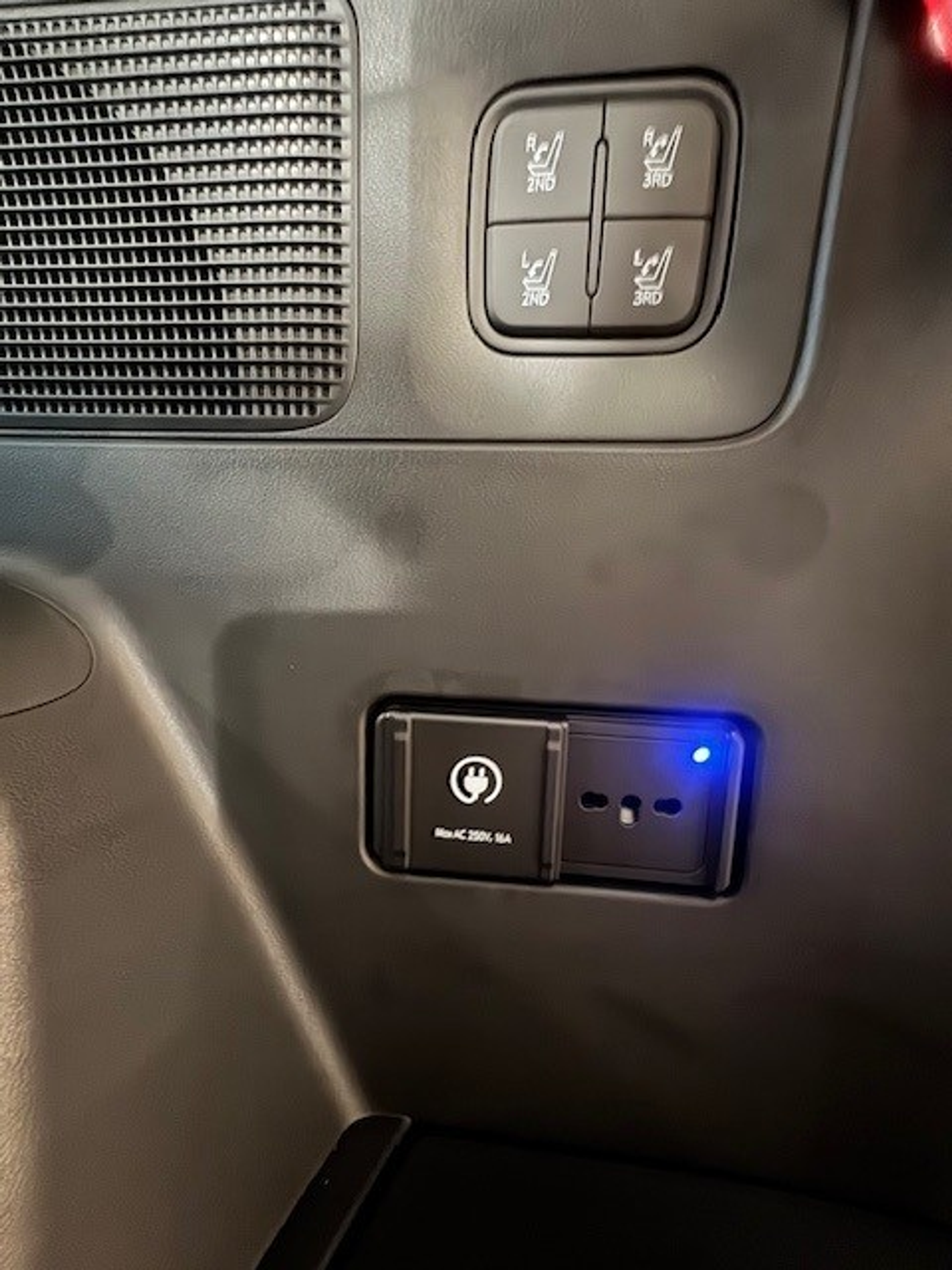 listing desktop thumbnail image 15