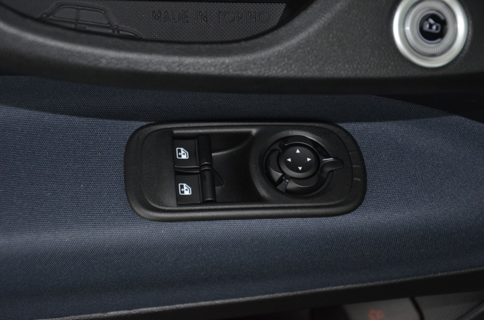 listing desktop thumbnail image 26