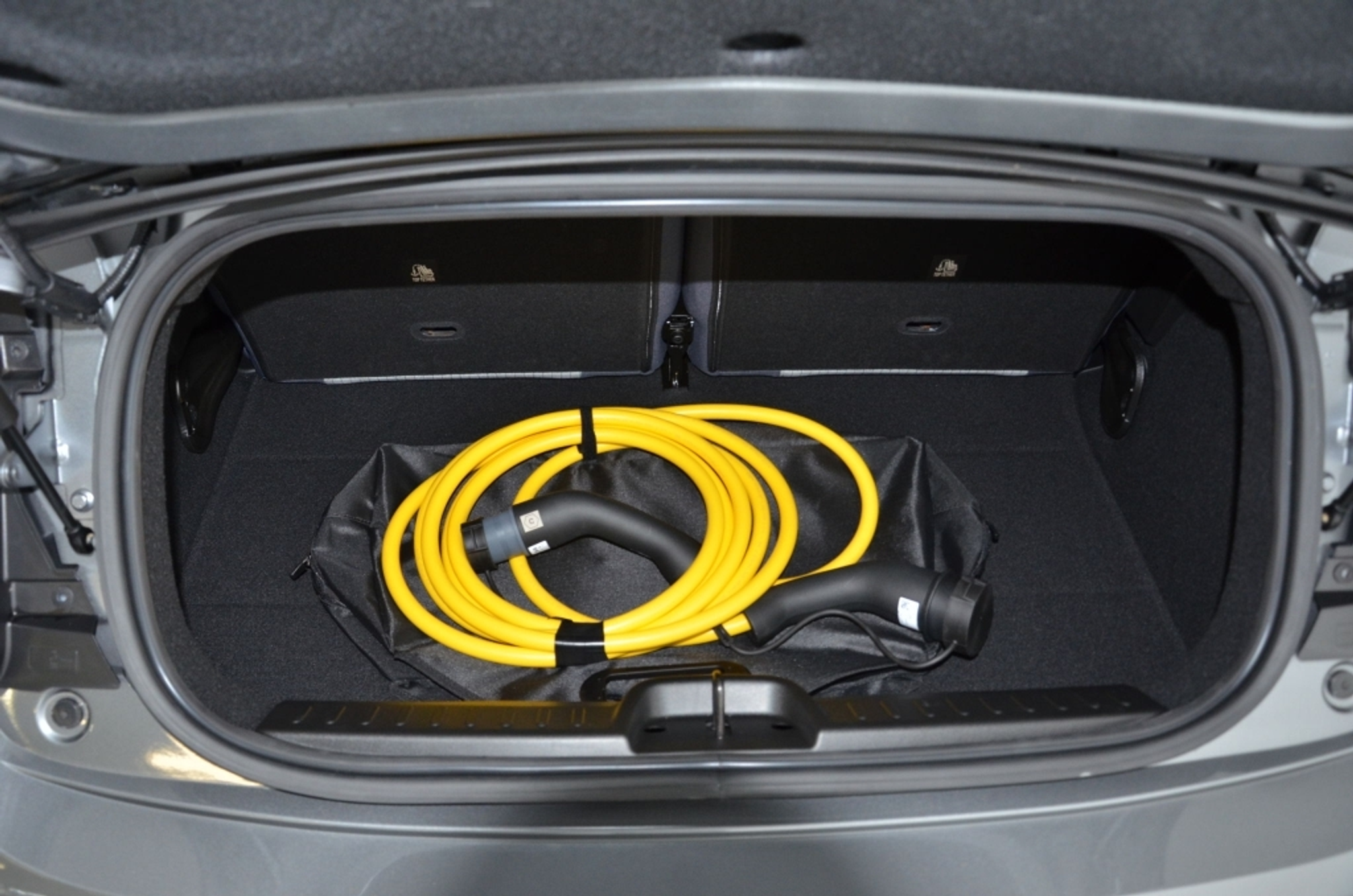 listing desktop thumbnail image 27