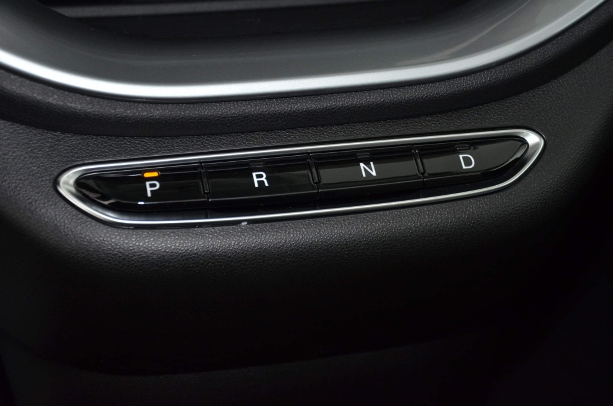 listing desktop thumbnail image 24