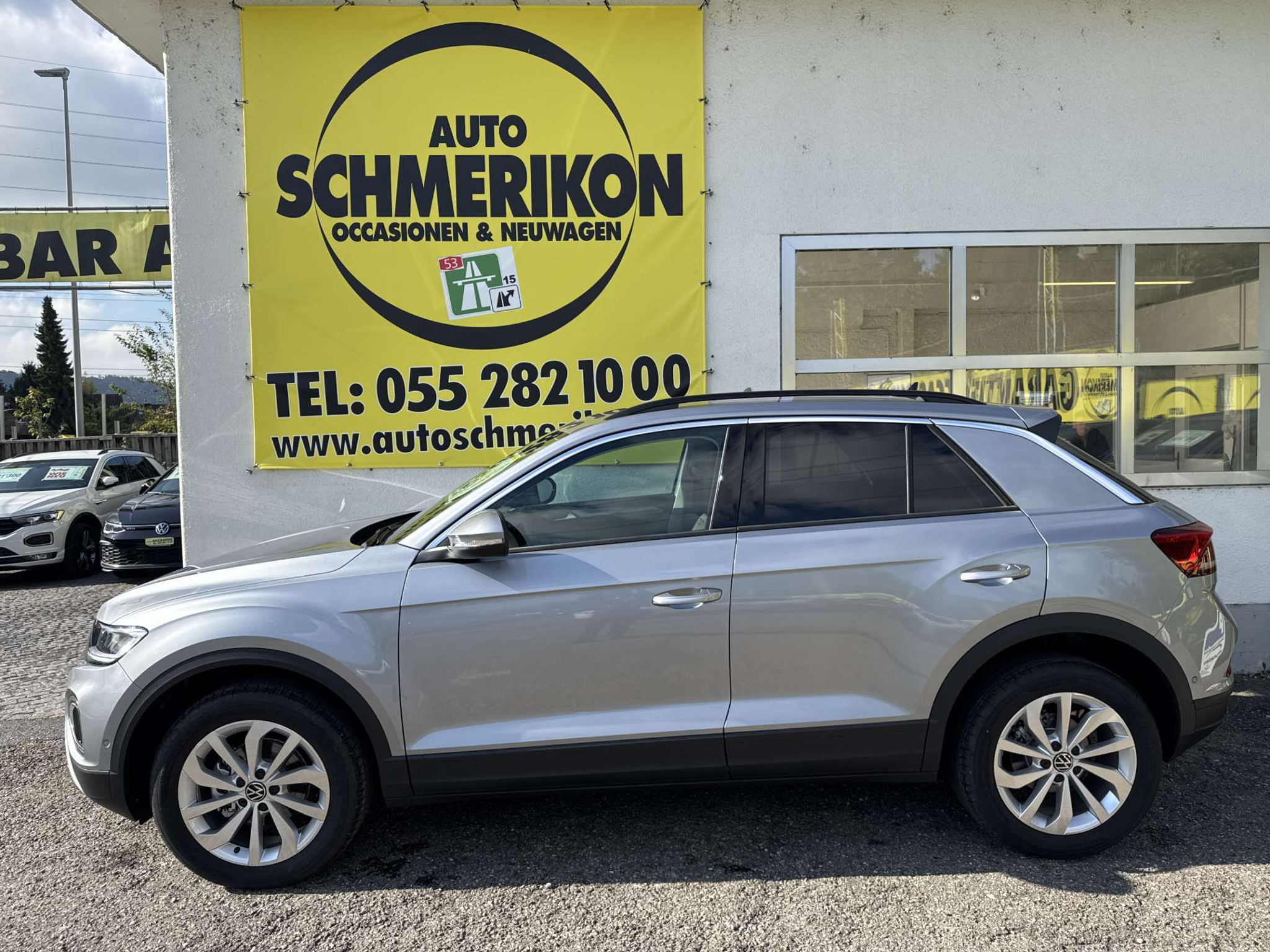 listing desktop thumbnail image 4