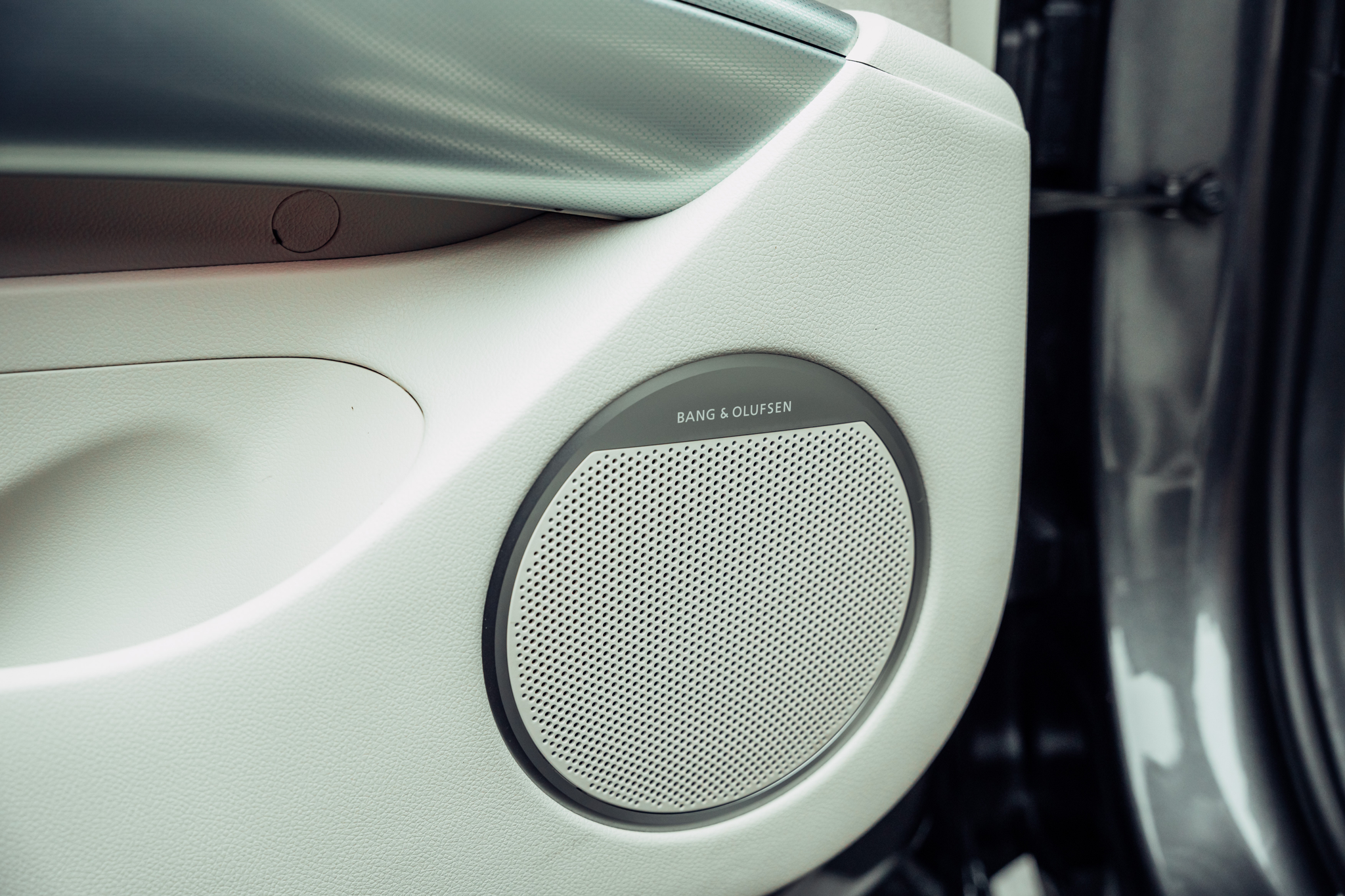 listing desktop thumbnail image 13