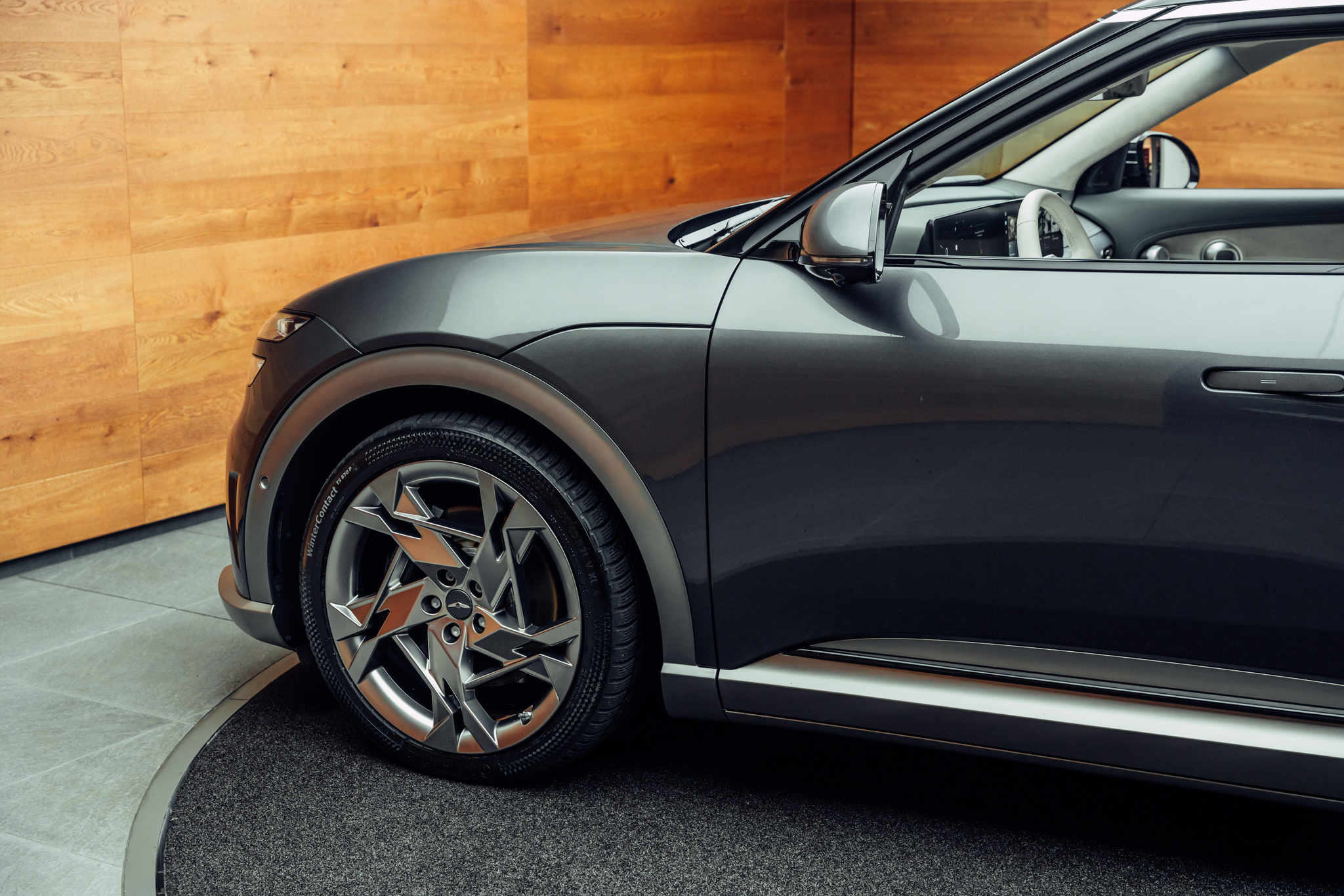 listing desktop thumbnail image 23