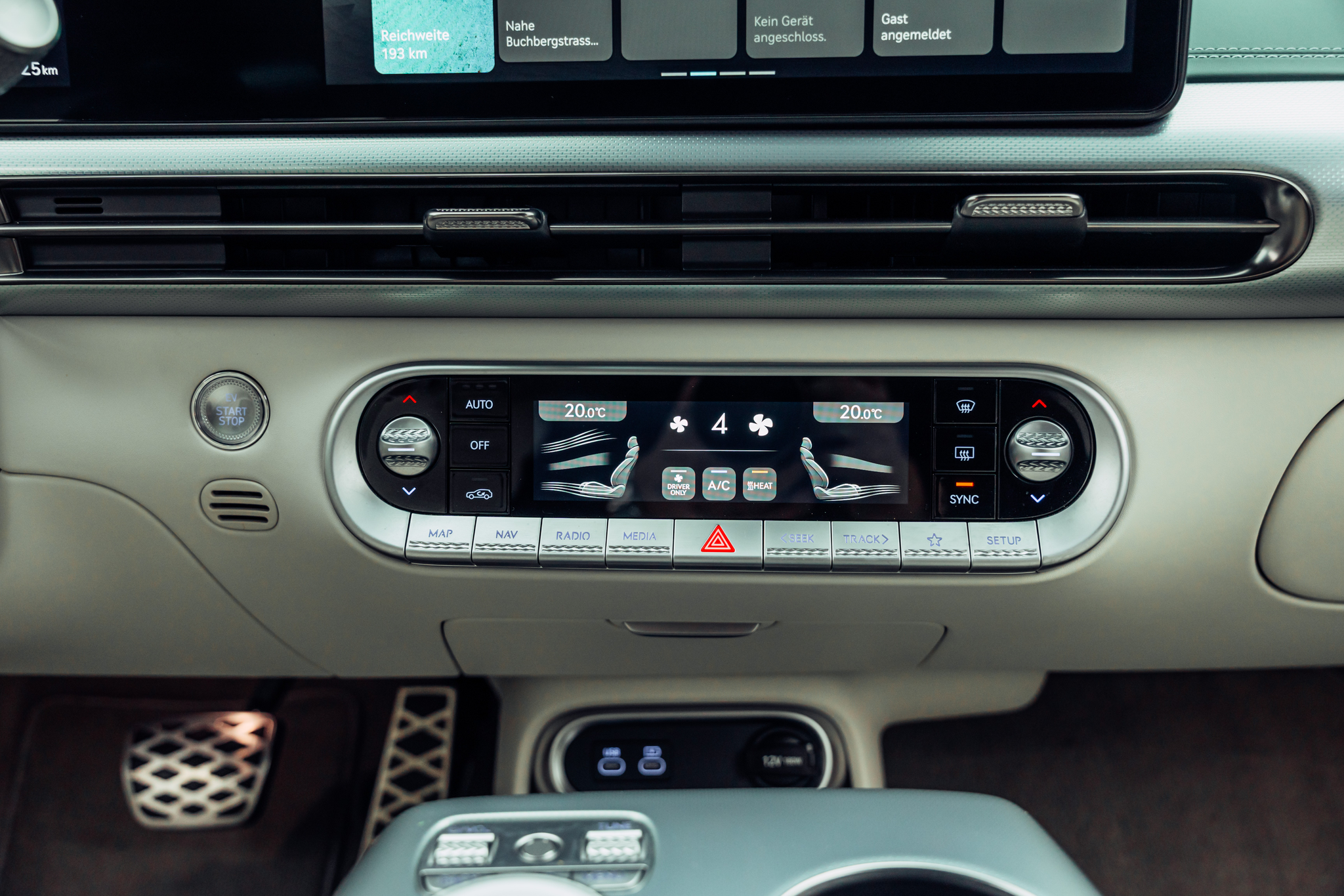 listing desktop thumbnail image 19