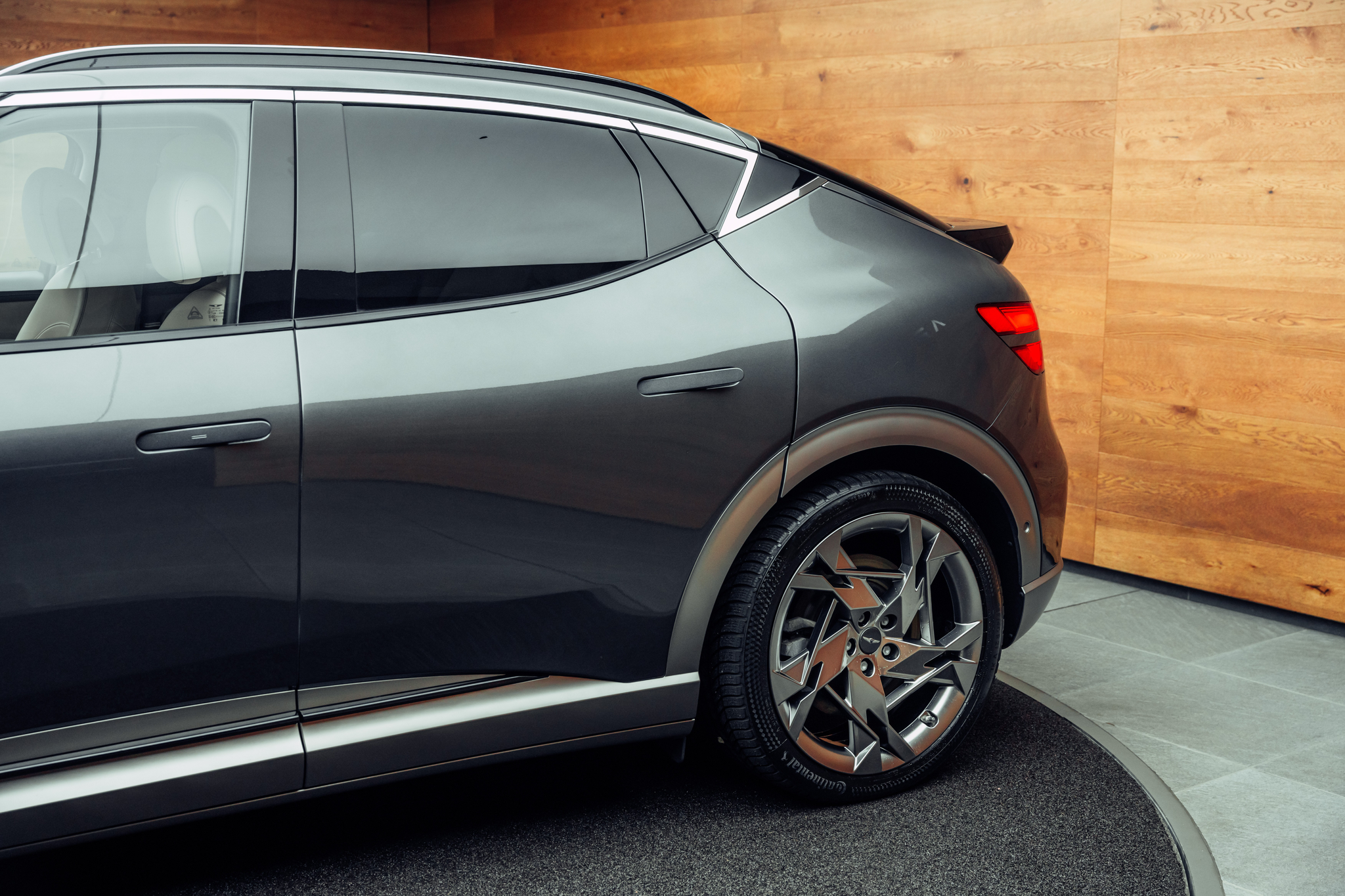 listing desktop thumbnail image 22