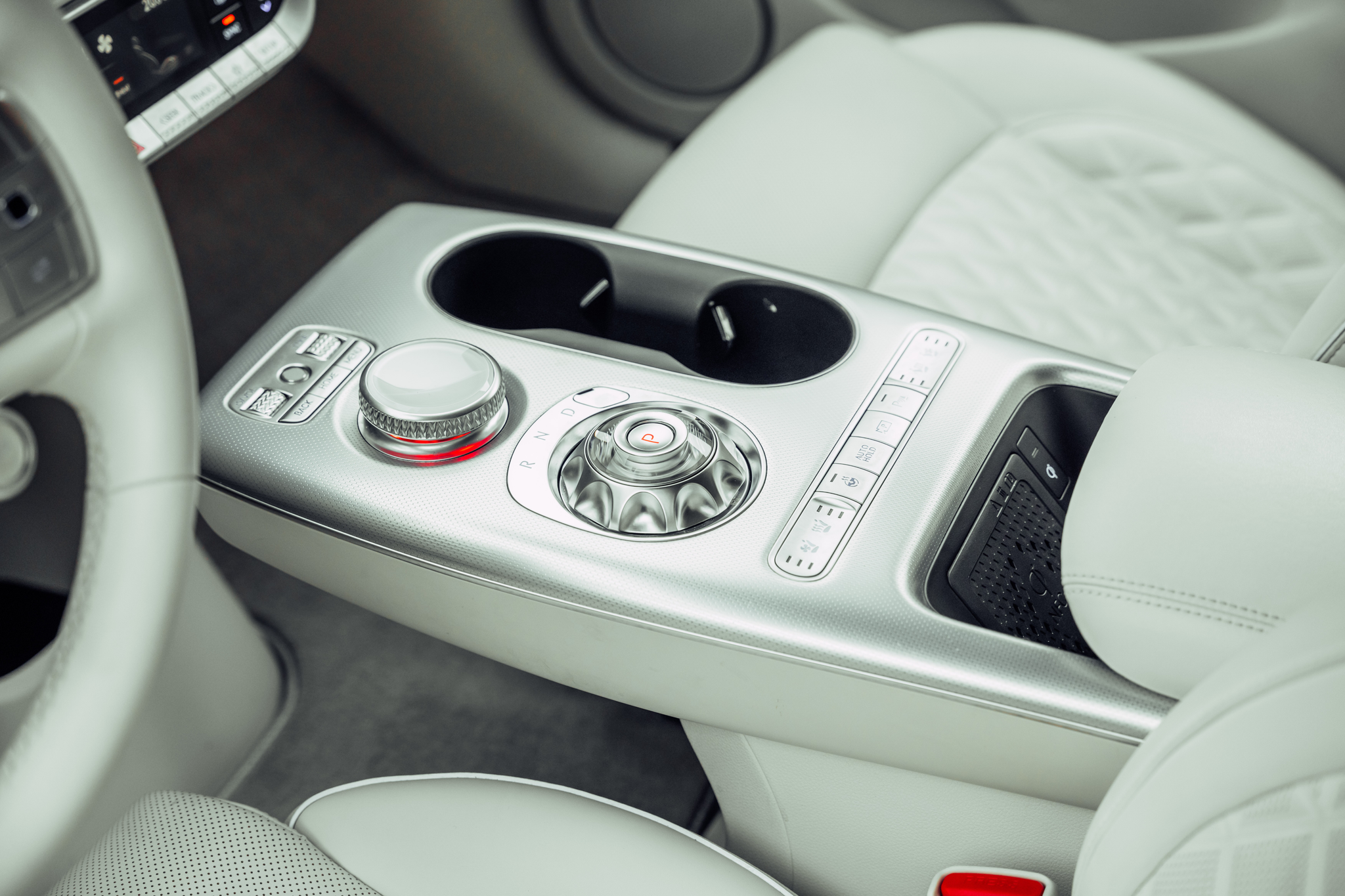 listing desktop thumbnail image 9