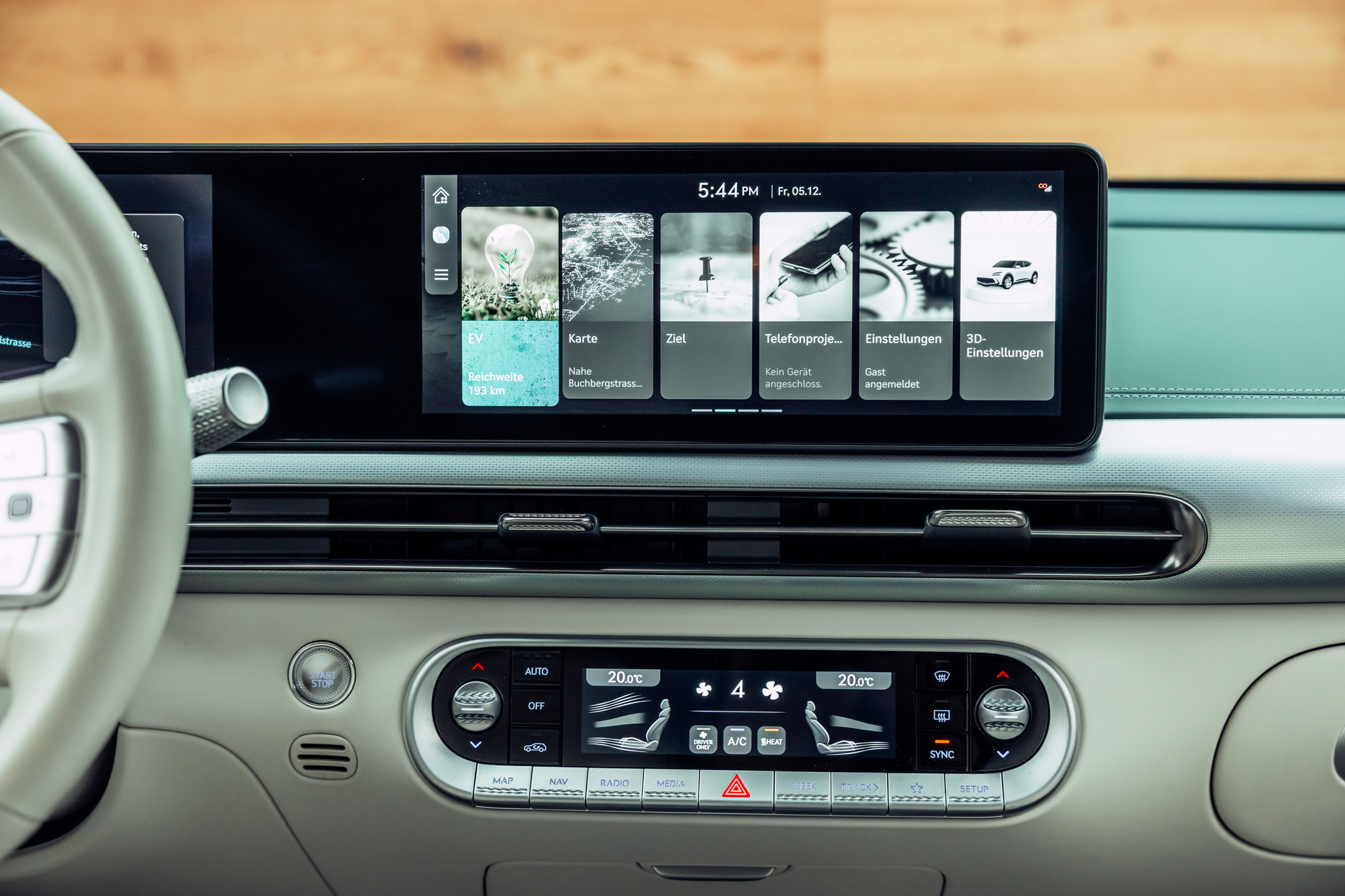 listing desktop thumbnail image 18