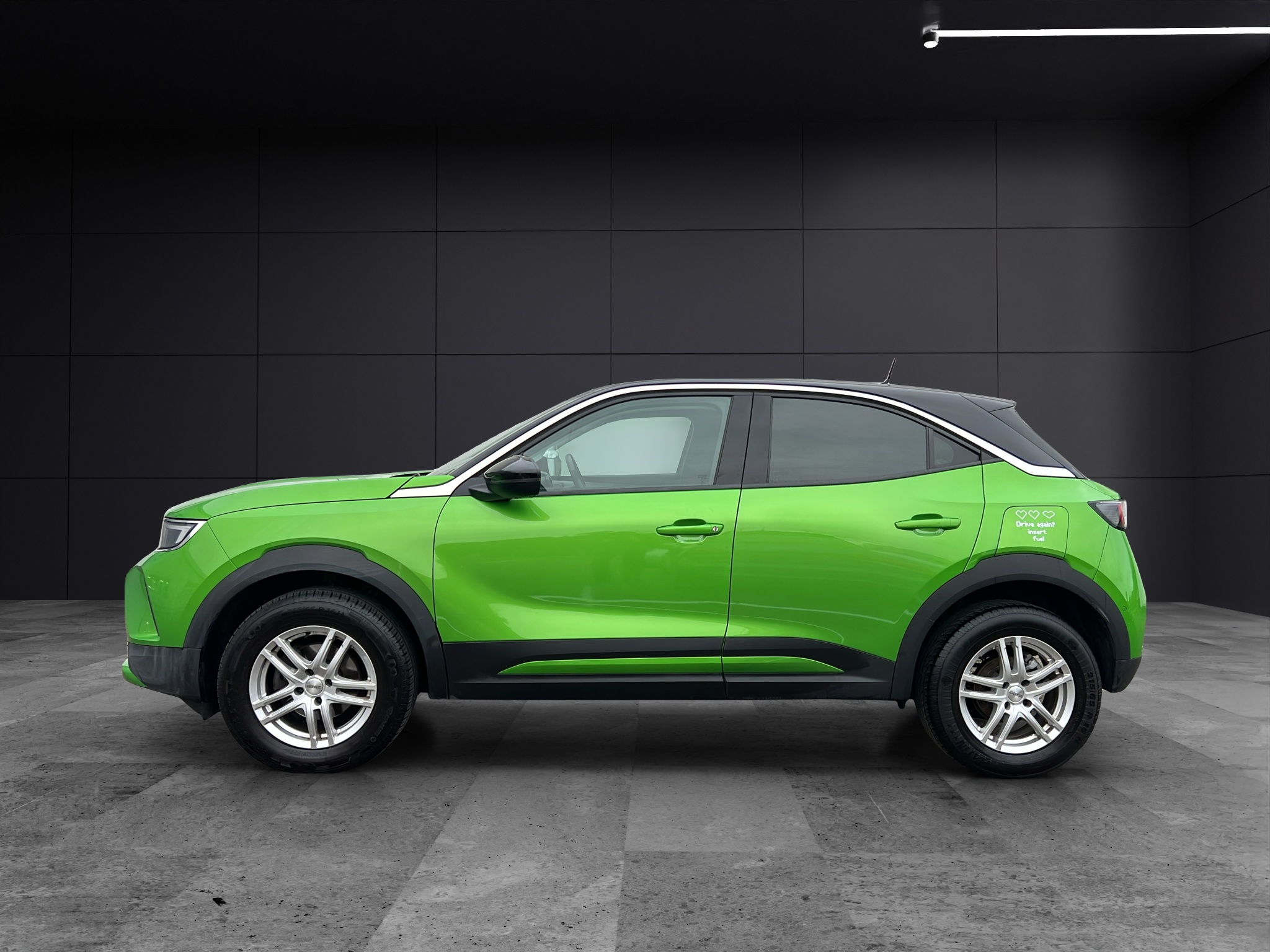 listing desktop thumbnail image 2