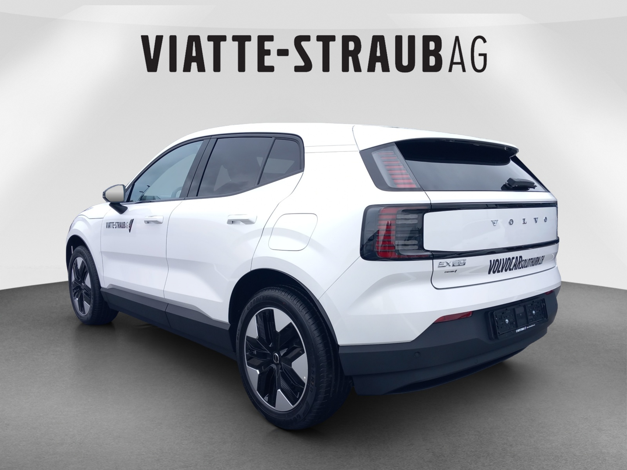 listing desktop thumbnail image 2