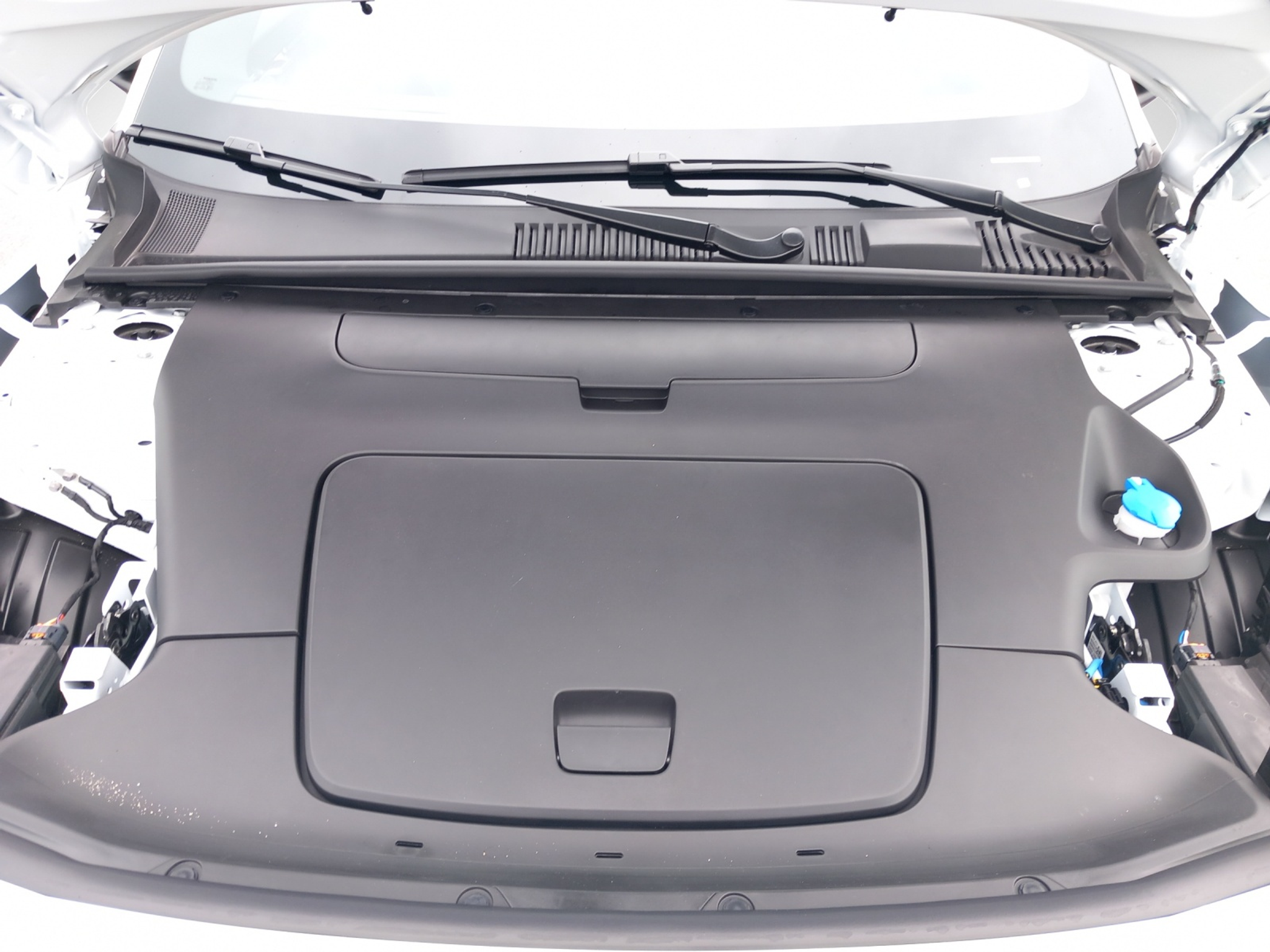 listing desktop thumbnail image 23